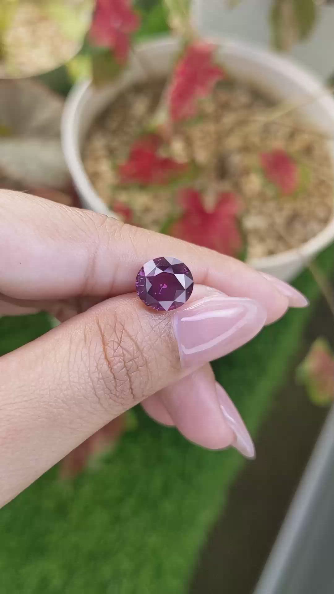 4.29 Ct. Pinkish Purple Spinel from Ceylon (Sri Lanka) Size Video