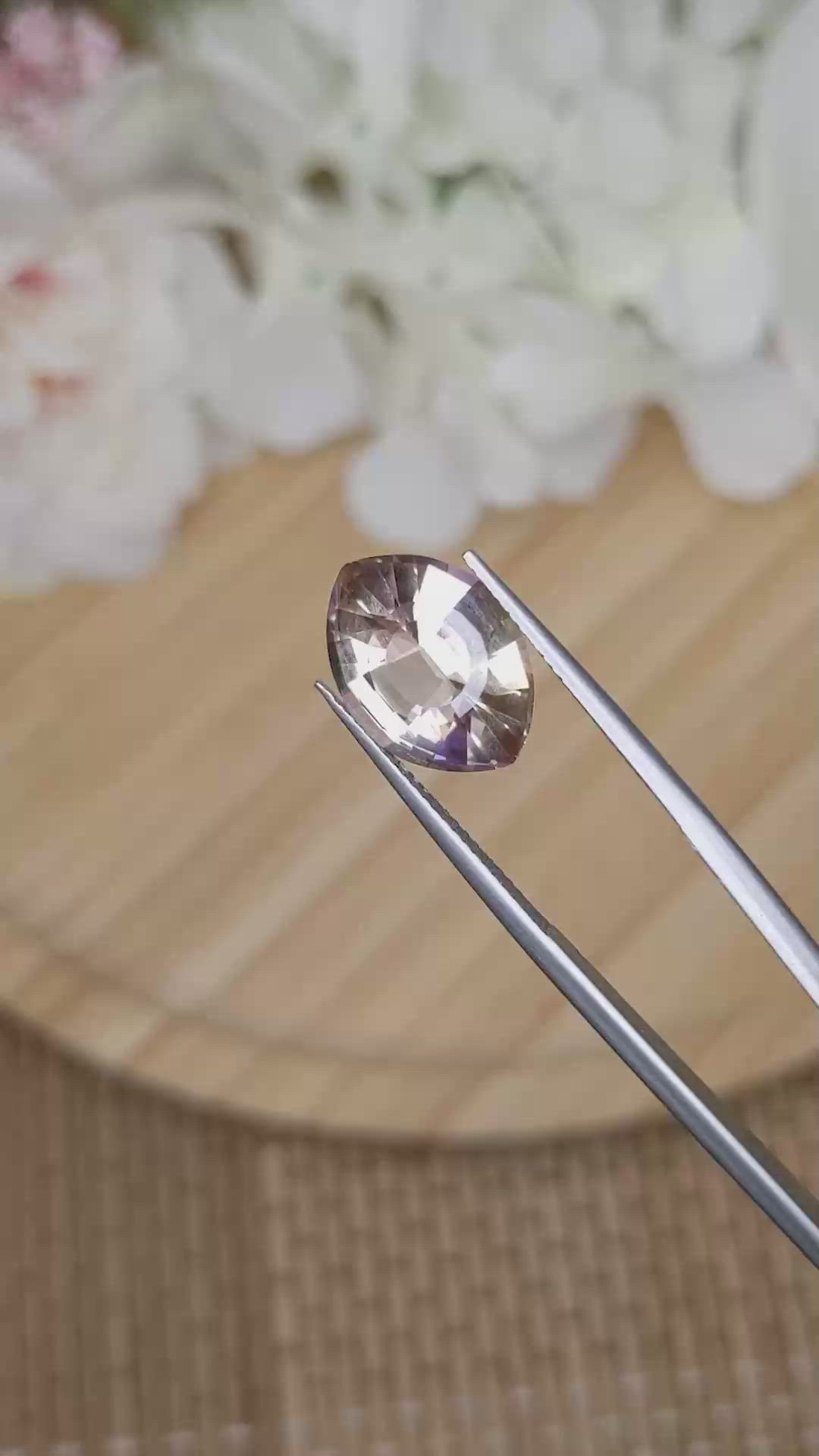 5.14 Ct. Bi Color Ametrine from Madagascar Size Video