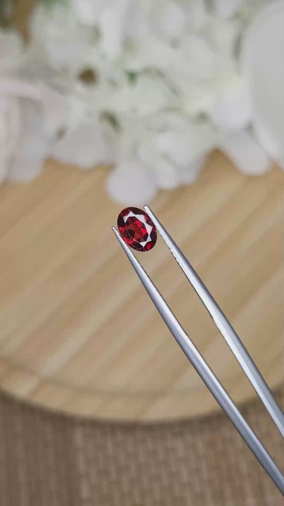 0.94 Ct. Pinkish Red Garnet from Ceylon (Sri Lanka) Size Video