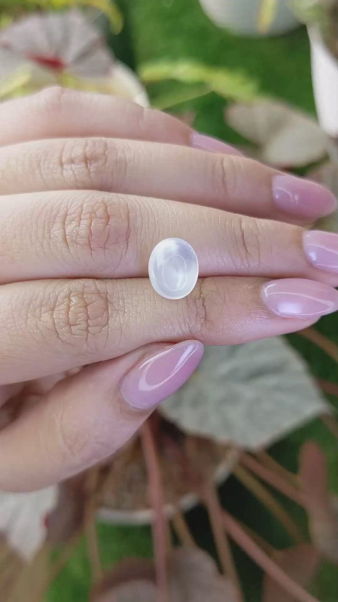 4.55 Ct. Blue Flash Cabochon Moonstone from Ceylon (Sri Lanka) Size Video