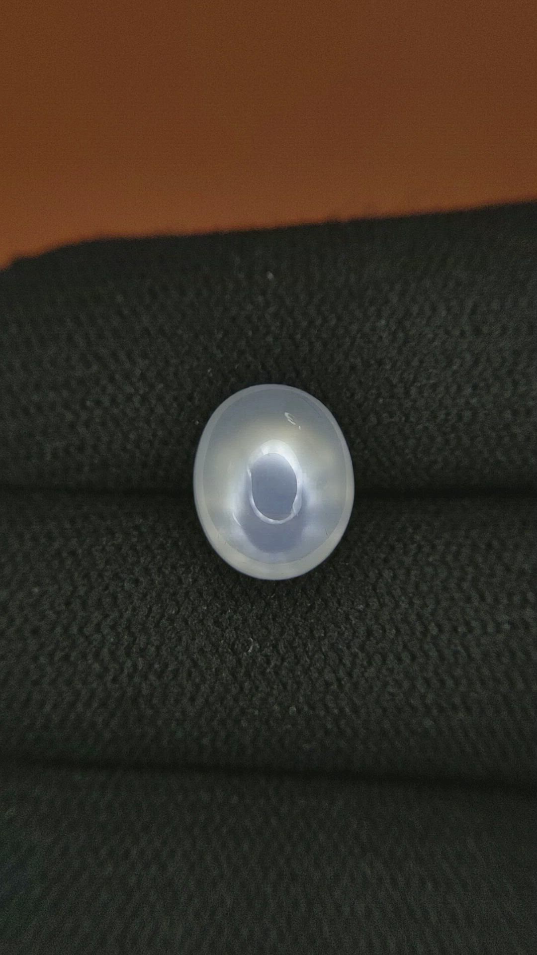 4.55 Ct. Blue Flash Cabochon Moonstone from Ceylon (Sri Lanka) Size Video