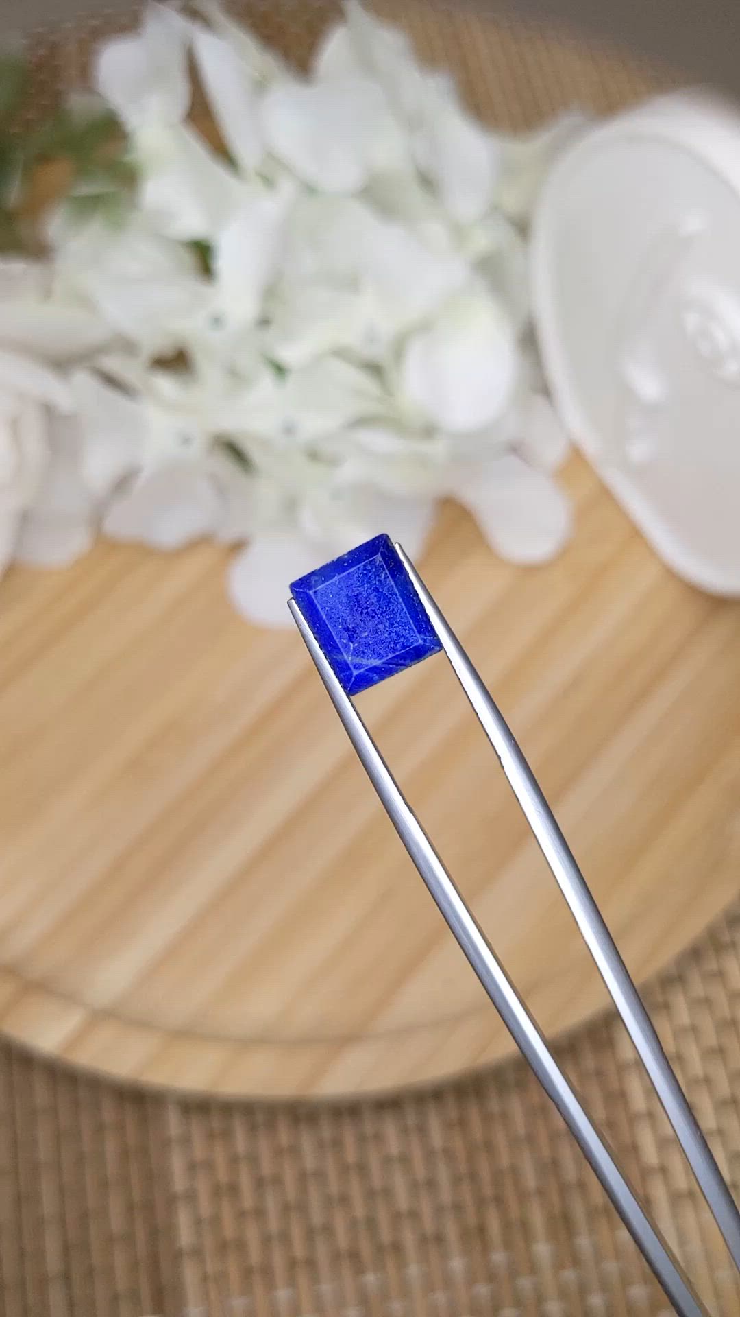 4.77 Ct. Lapis from Afghanistan Size Video