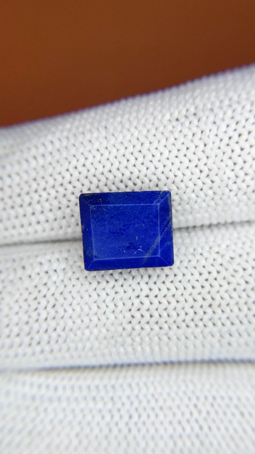4.77 Ct. Lapis from Afghanistan Size Video