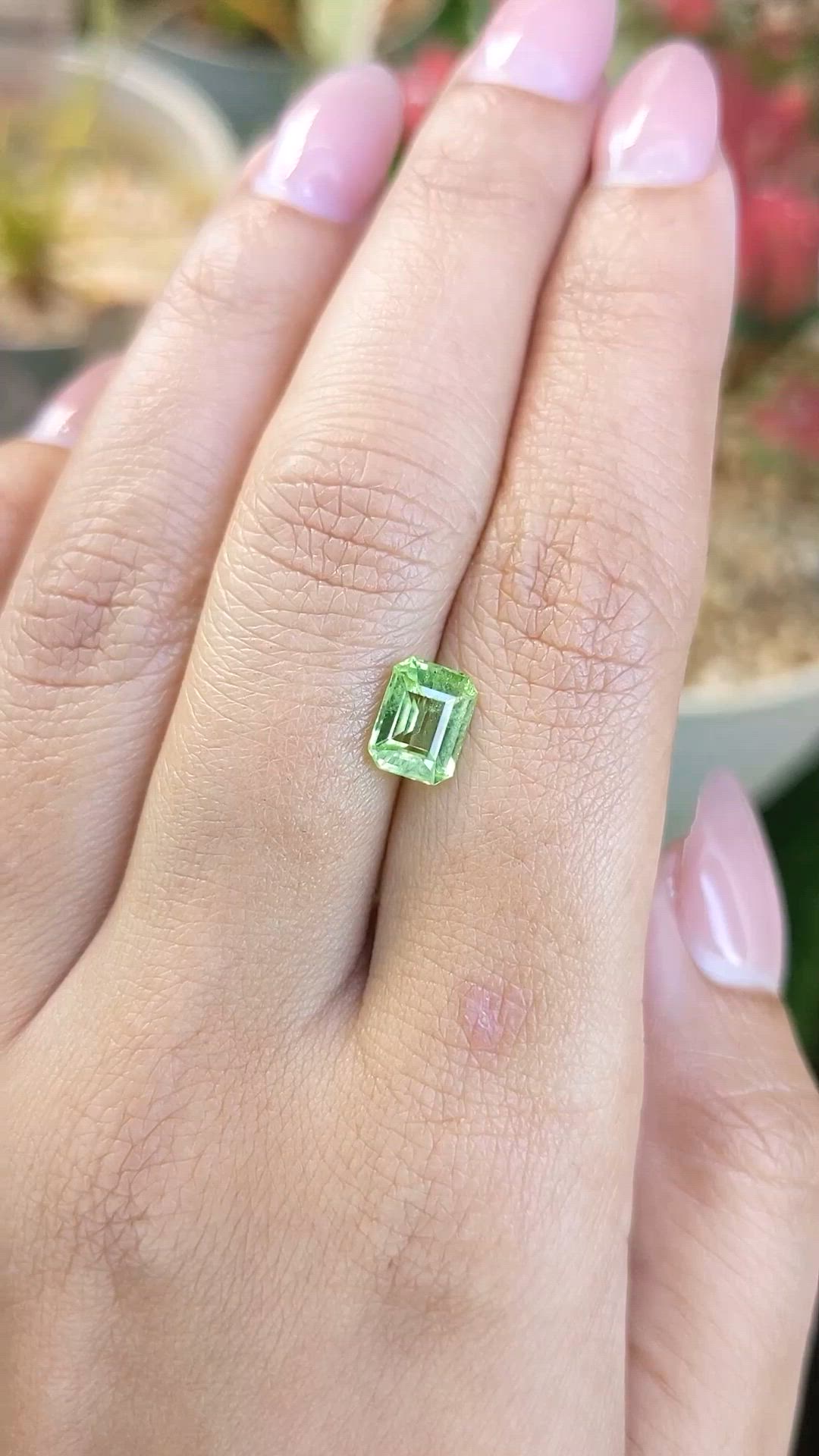 1.47 Ct. Green (Lime Green) Peridot from Pakistan Size Video