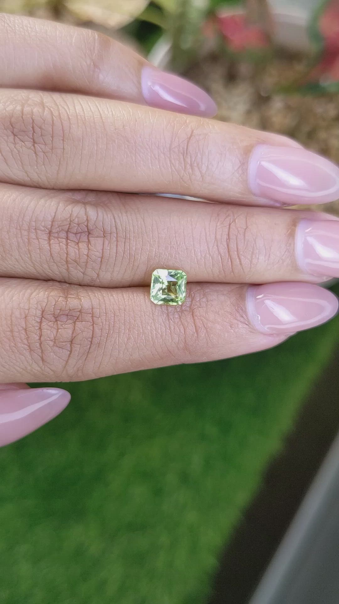 0.98 Ct. Green (Lime Green) Peridot from Pakistan Size Video