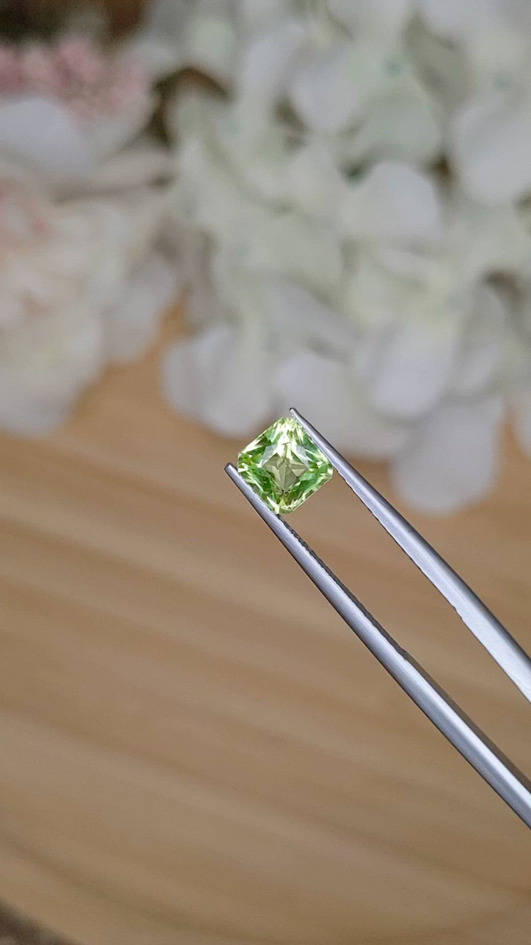 0.98 Ct. Green (Lime Green) Peridot from Pakistan Size Video