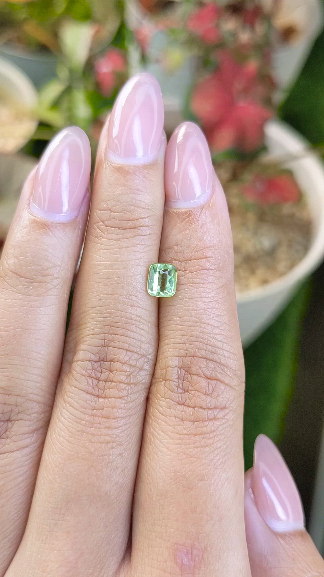0.88 Ct. Yellowish Green Peridot from Pakistan Size Video