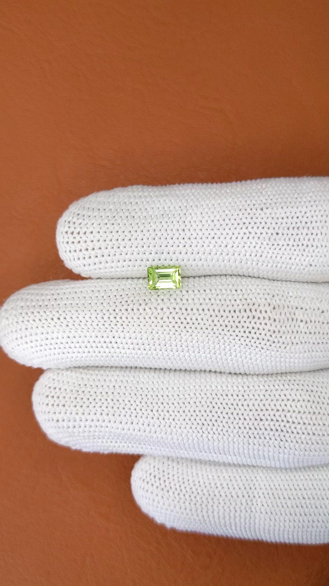 0.53 Ct. Green (Lime Green) Peridot from Pakistan Size Video