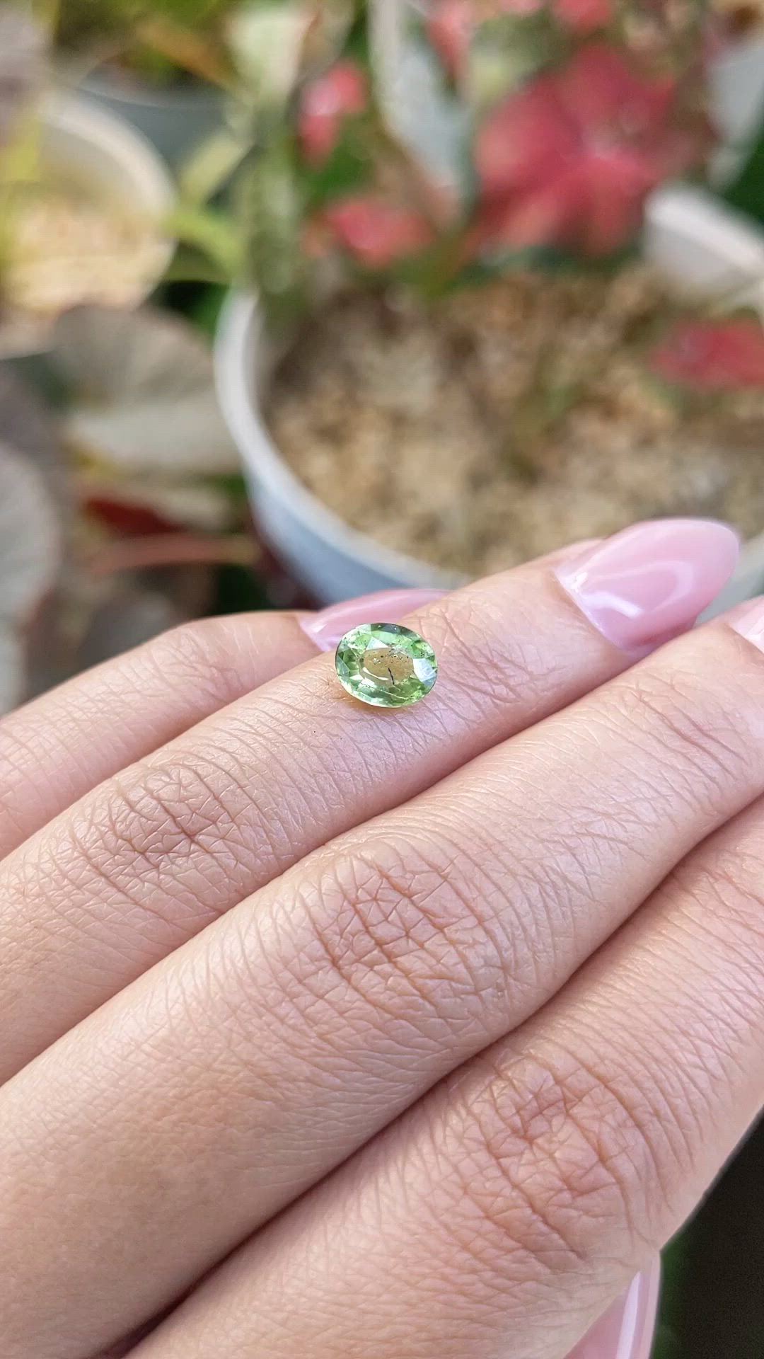 1.12 Ct. Yellowish Green Peridot from Pakistan Size Video