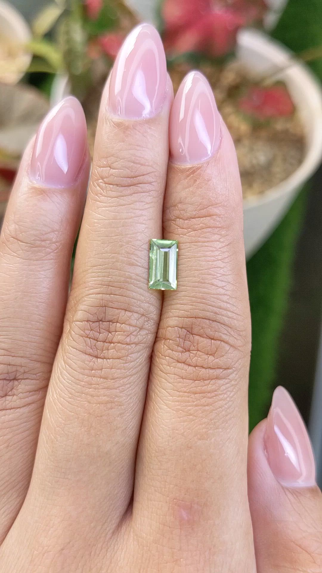 1.05 Ct. Green (Lime Green) Peridot from Ceylon (Sri Lanka) Size Video