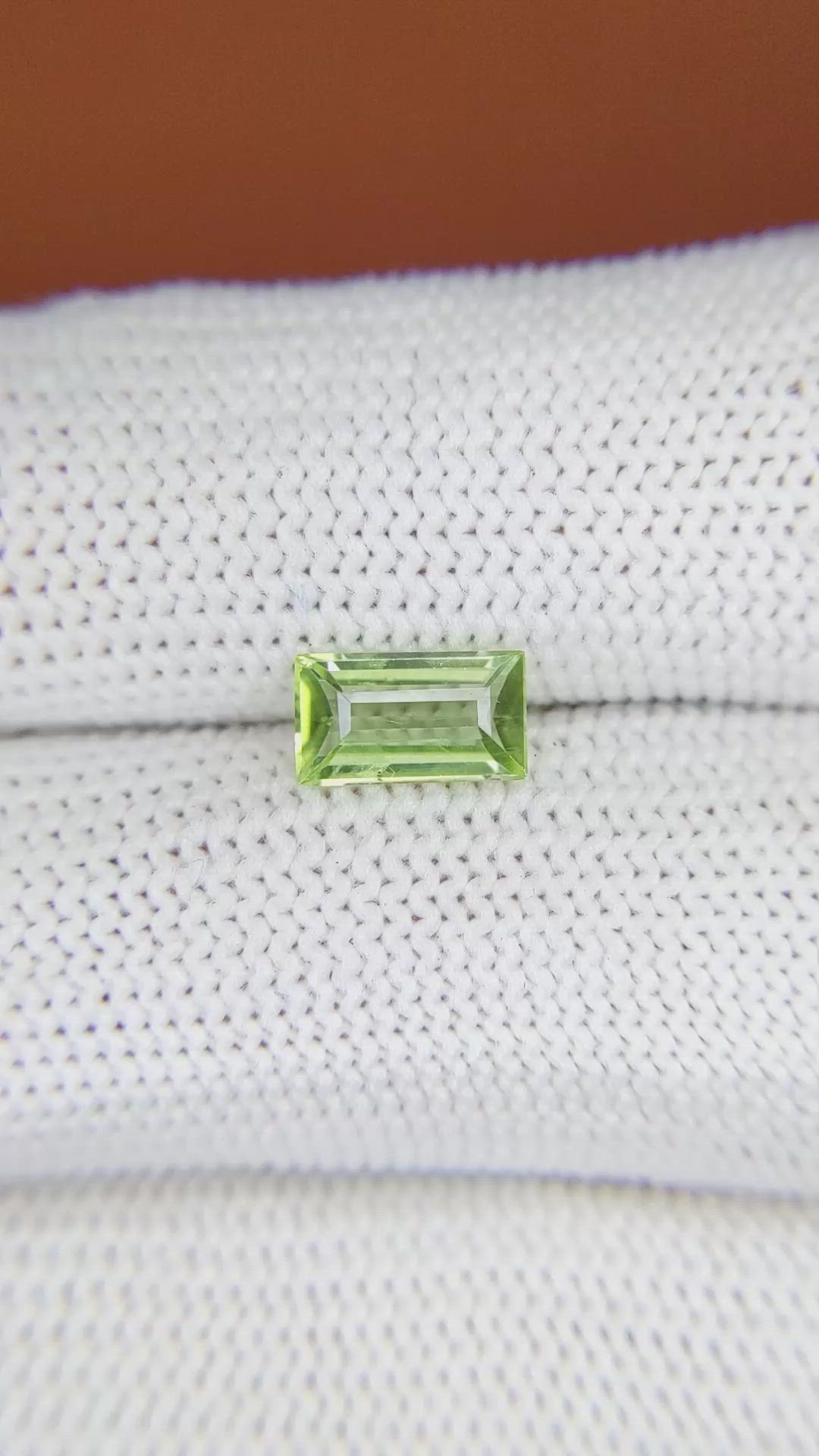 1.05 Ct. Green (Lime Green) Peridot from Ceylon (Sri Lanka) Size Video
