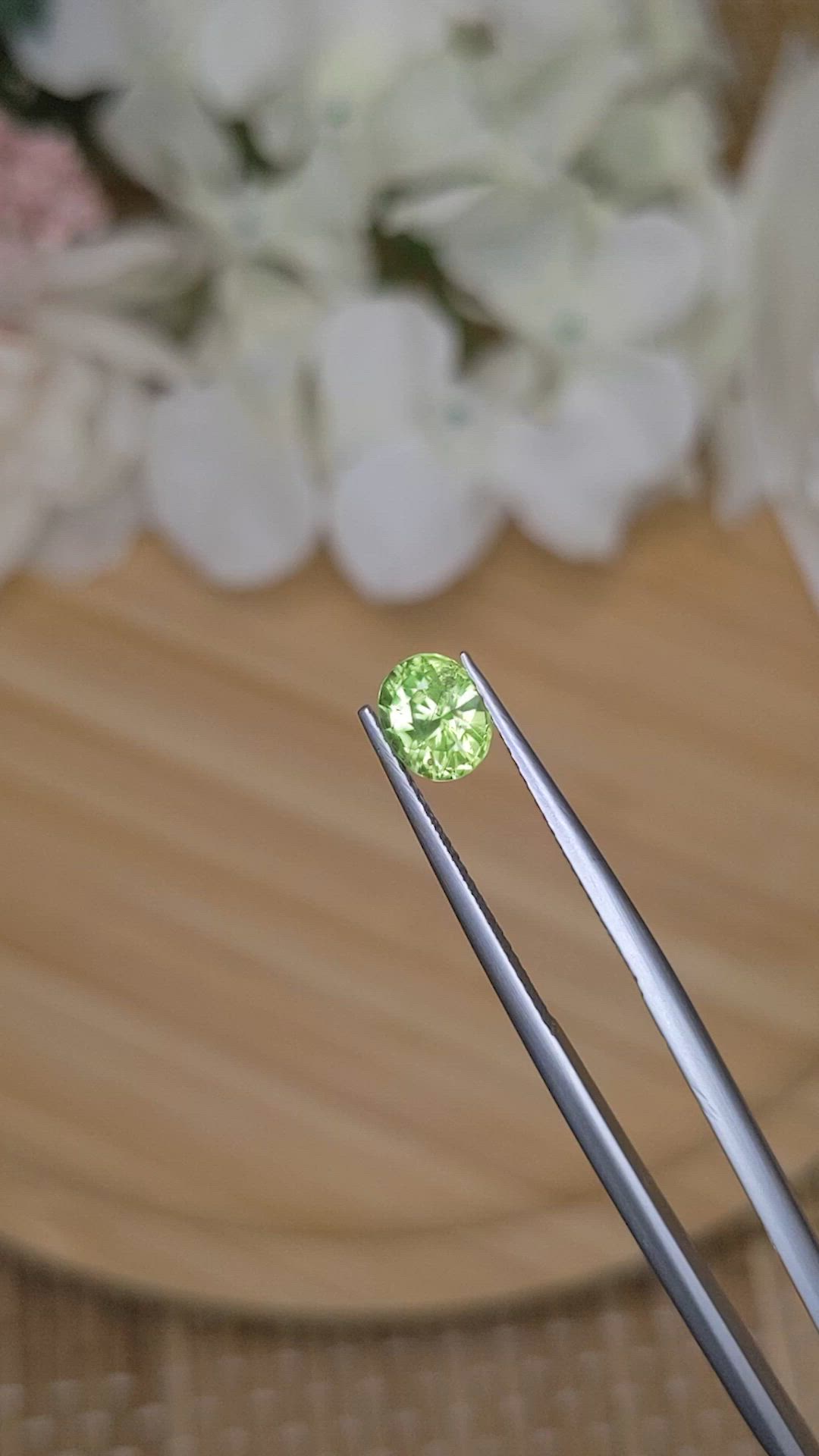 1.10 Ct. Yellowish Green Peridot from Pakistan Size Video