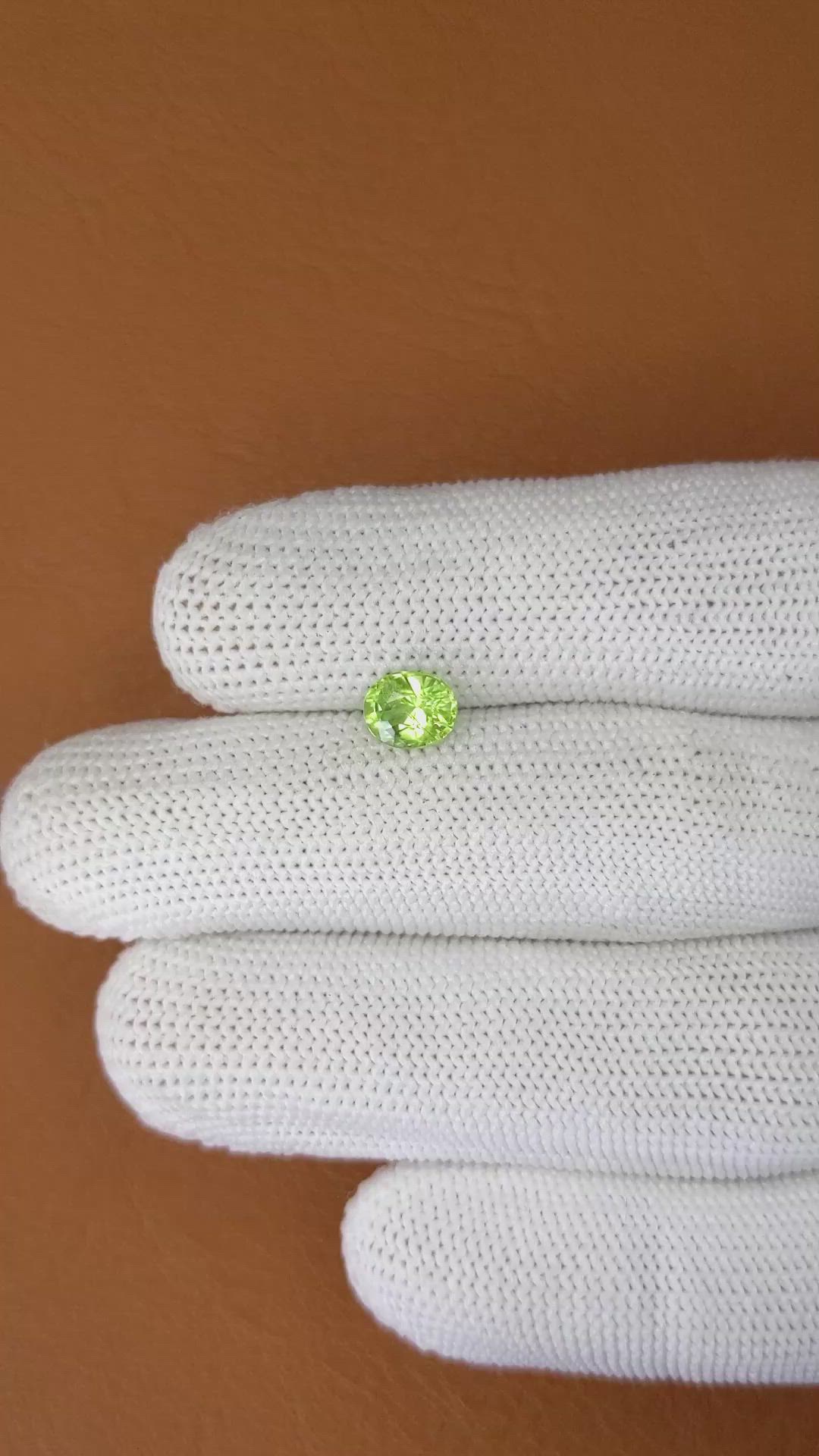 1.10 Ct. Yellowish Green Peridot from Pakistan Size Video