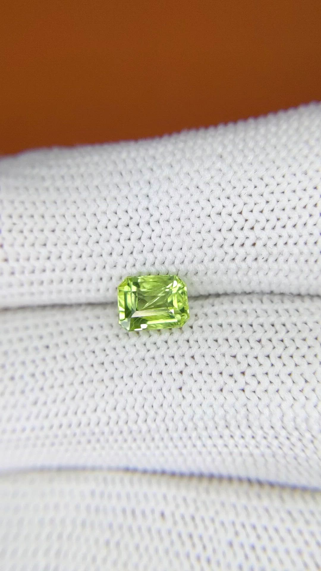 1.06 Ct. Green (Lime Green) Peridot from Pakistan Size Video