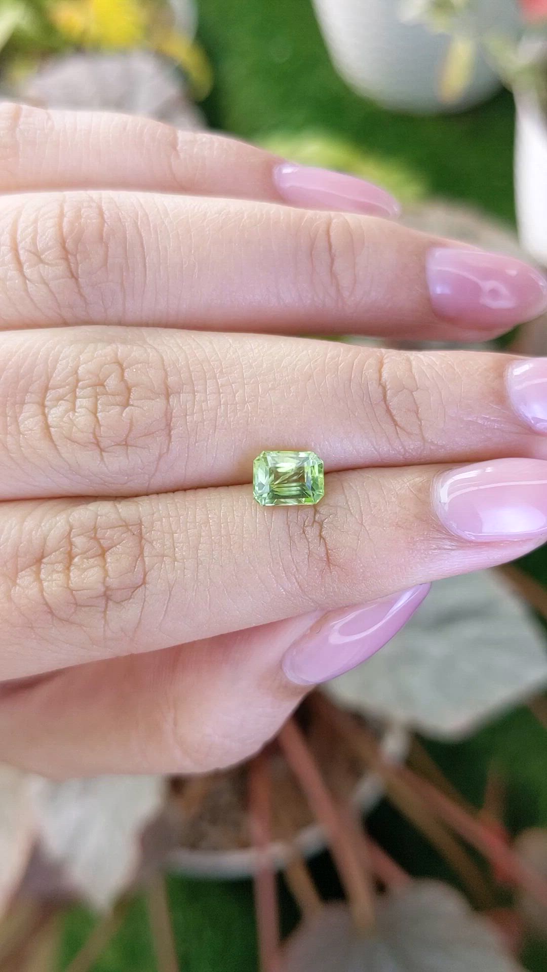 1.06 Ct. Green (Lime Green) Peridot from Pakistan Size Video