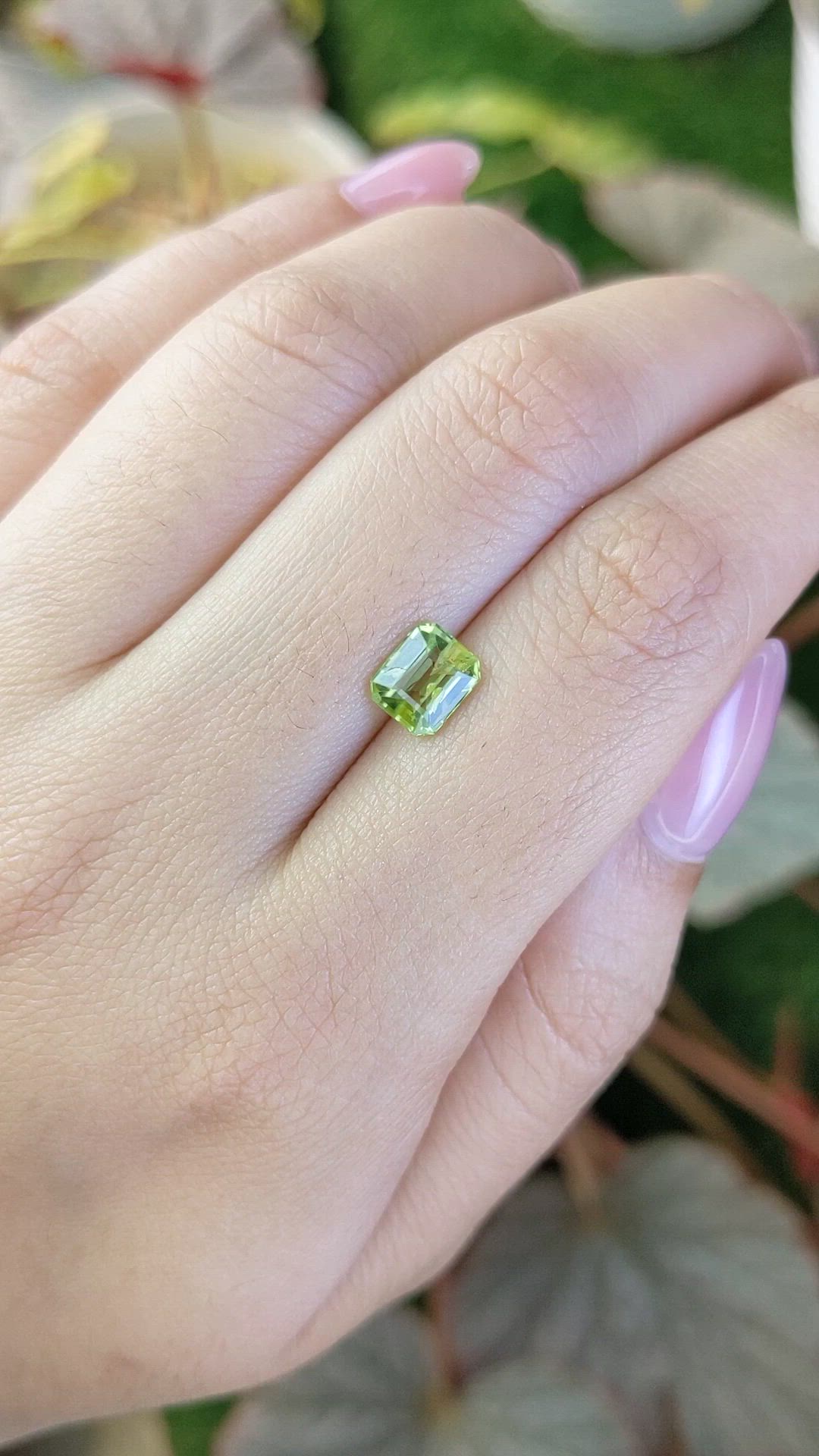 1.36 Ct. Yellowish Green Peridot from Pakistan Size Video