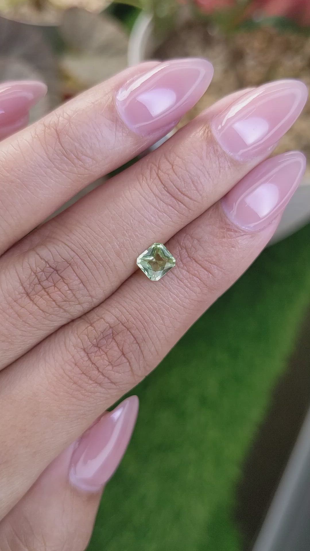 0.70 Ct. Yellowish Green Peridot from Pakistan Size Video