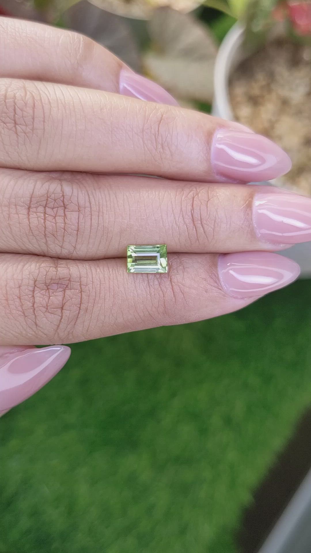 1.10 Ct. Yellowish Green Peridot from Pakistan Size Video