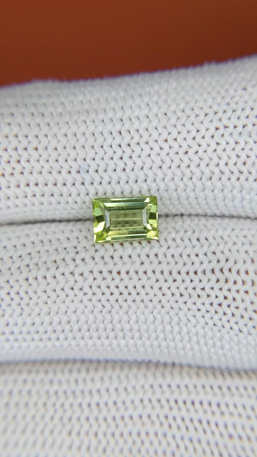 1.10 Ct. Yellowish Green Peridot from Pakistan Size Video