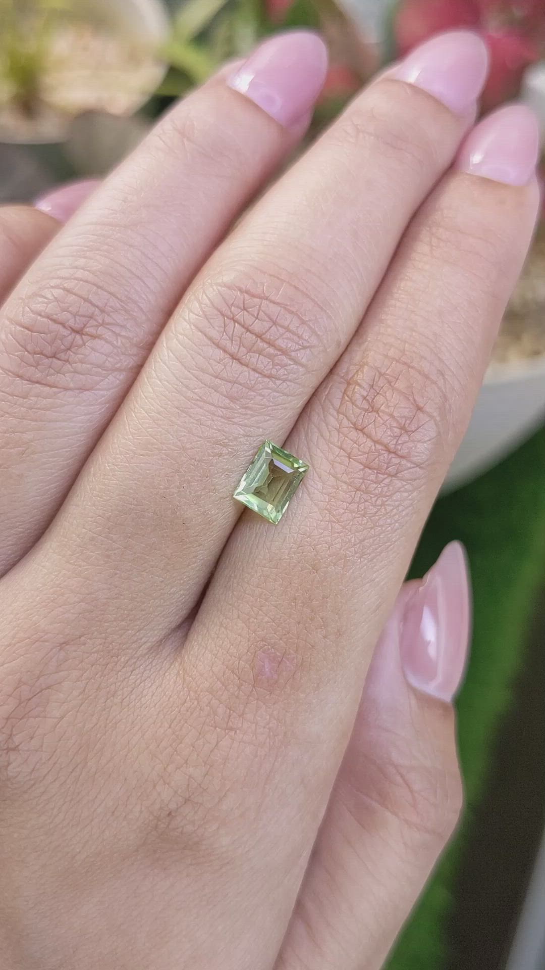 0.91 Ct. Yellowish Green Peridot from Pakistan Size Video