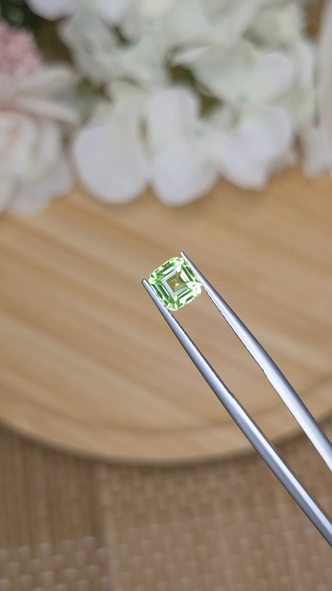 1.09 Ct. Yellowish Green Peridot from Pakistan Size Video
