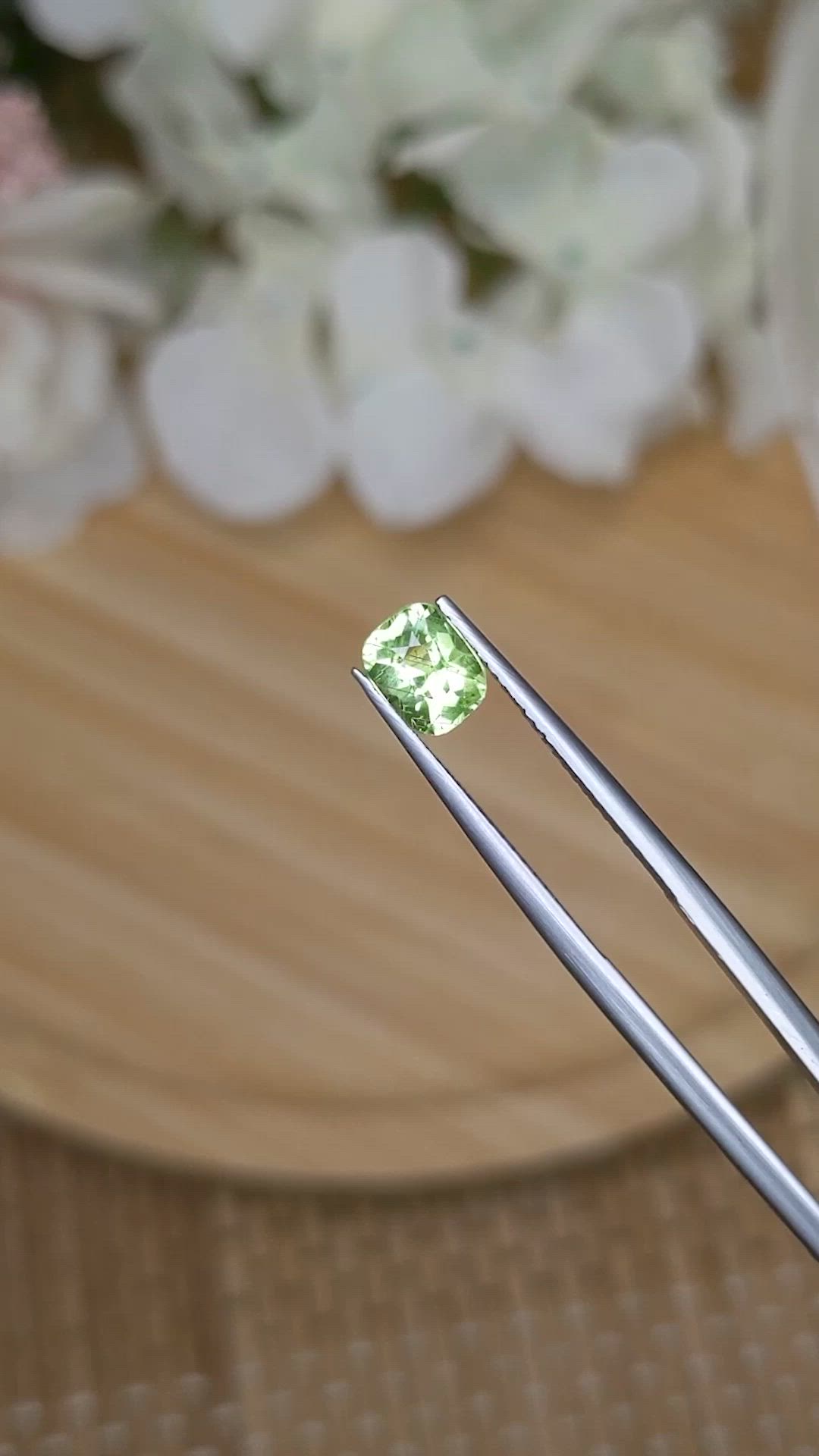 0.98 Ct. Yellowish Green Peridot from Pakistan Size Video