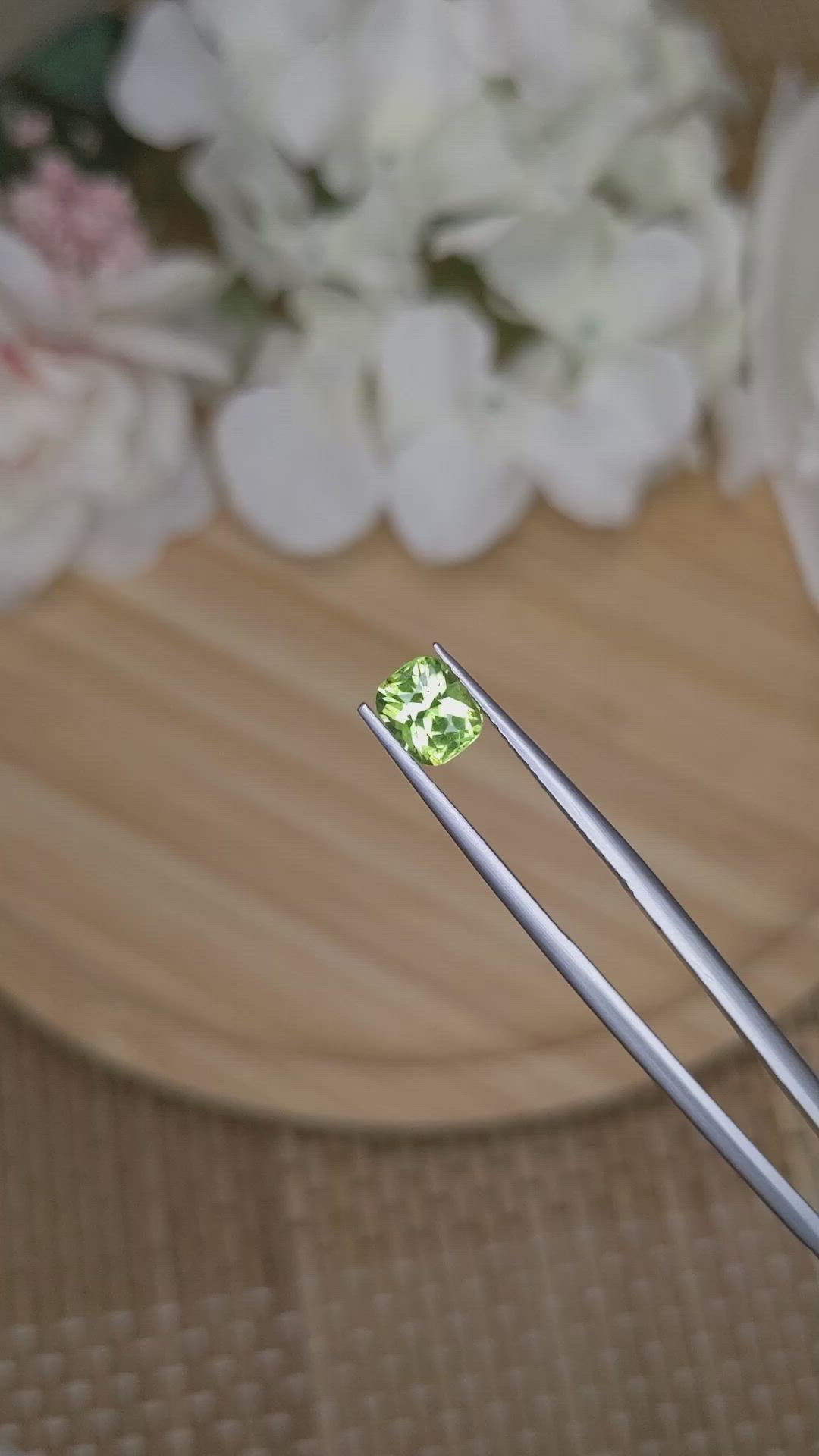 1.03 Ct. Yellowish Green Peridot from Pakistan Size Video