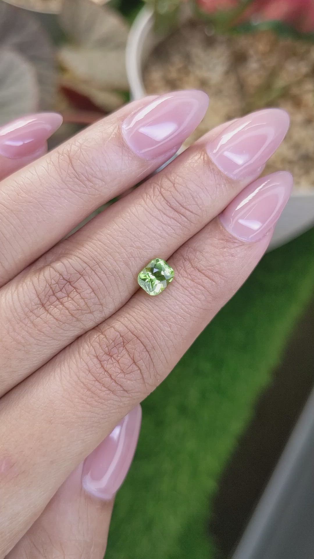 1.03 Ct. Yellowish Green Peridot from Pakistan Size Video