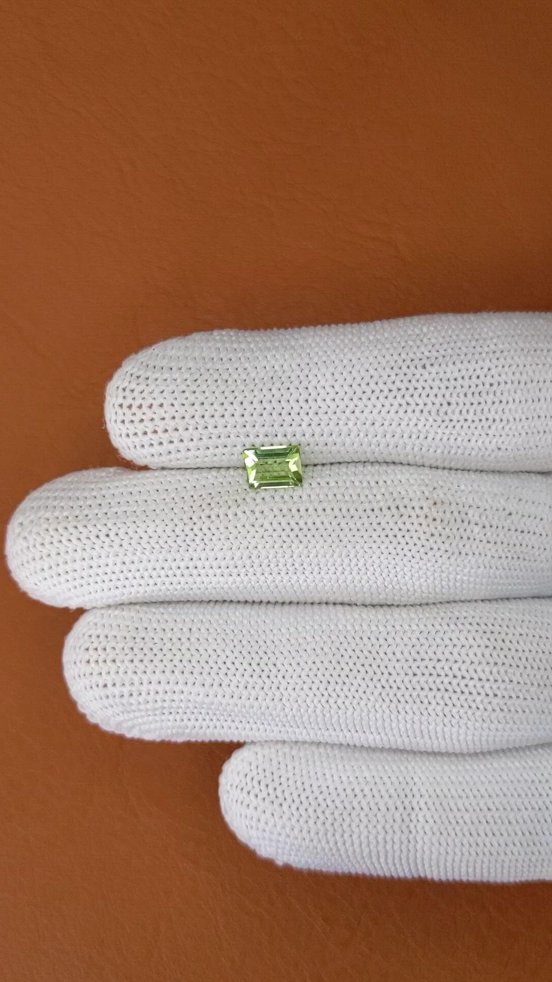 0.71 Ct. Green (Lime Green) Peridot from Ceylon (Sri Lanka) Size Video