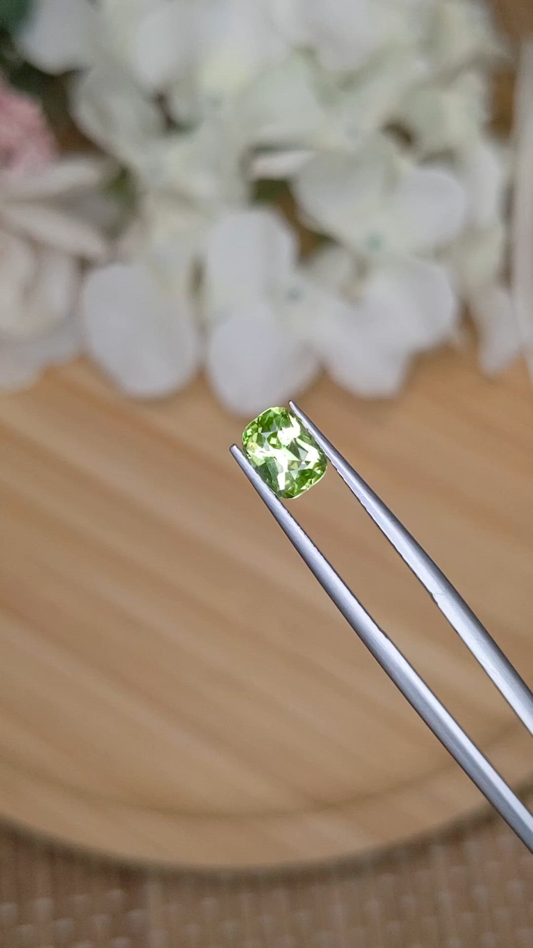 1.15 Ct. Yellowish Green Peridot from Pakistan Size Video