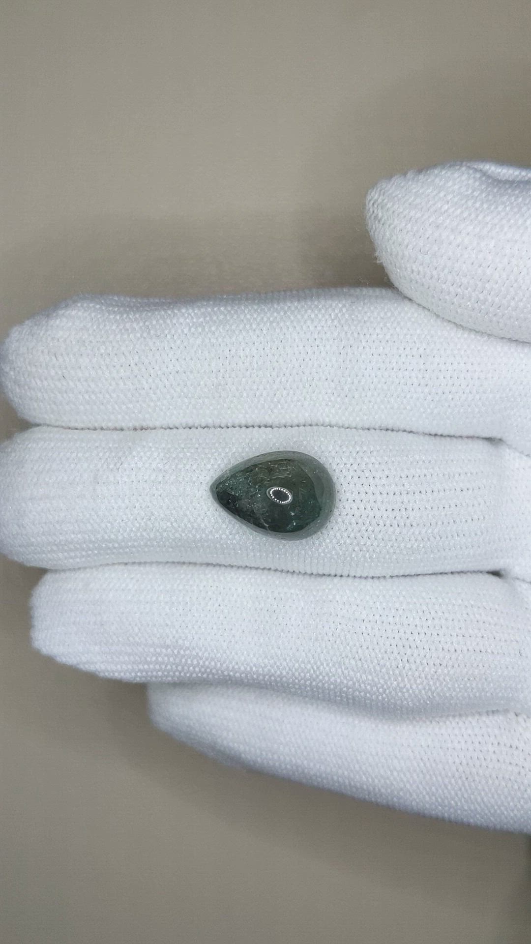 7.90 Ct. Cabochon Alexandrite from Russia Size Video