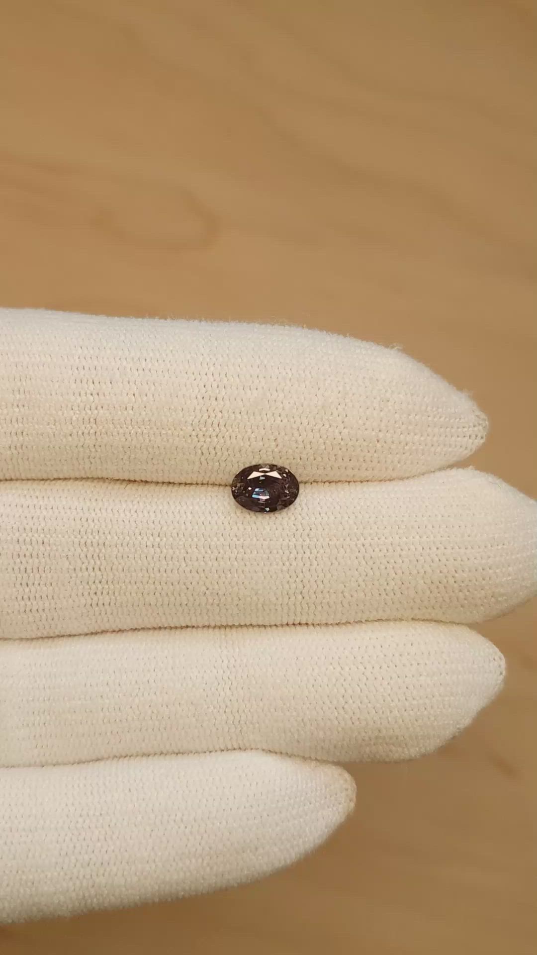 0.97 Ct. Alexandrite from Brazil Size Video
