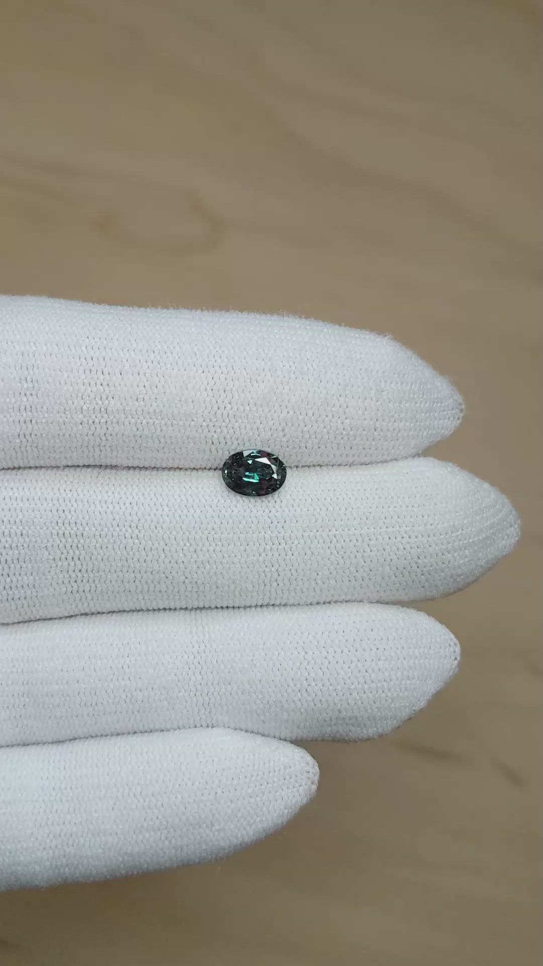 0.97 Ct. Alexandrite from Brazil Size Video