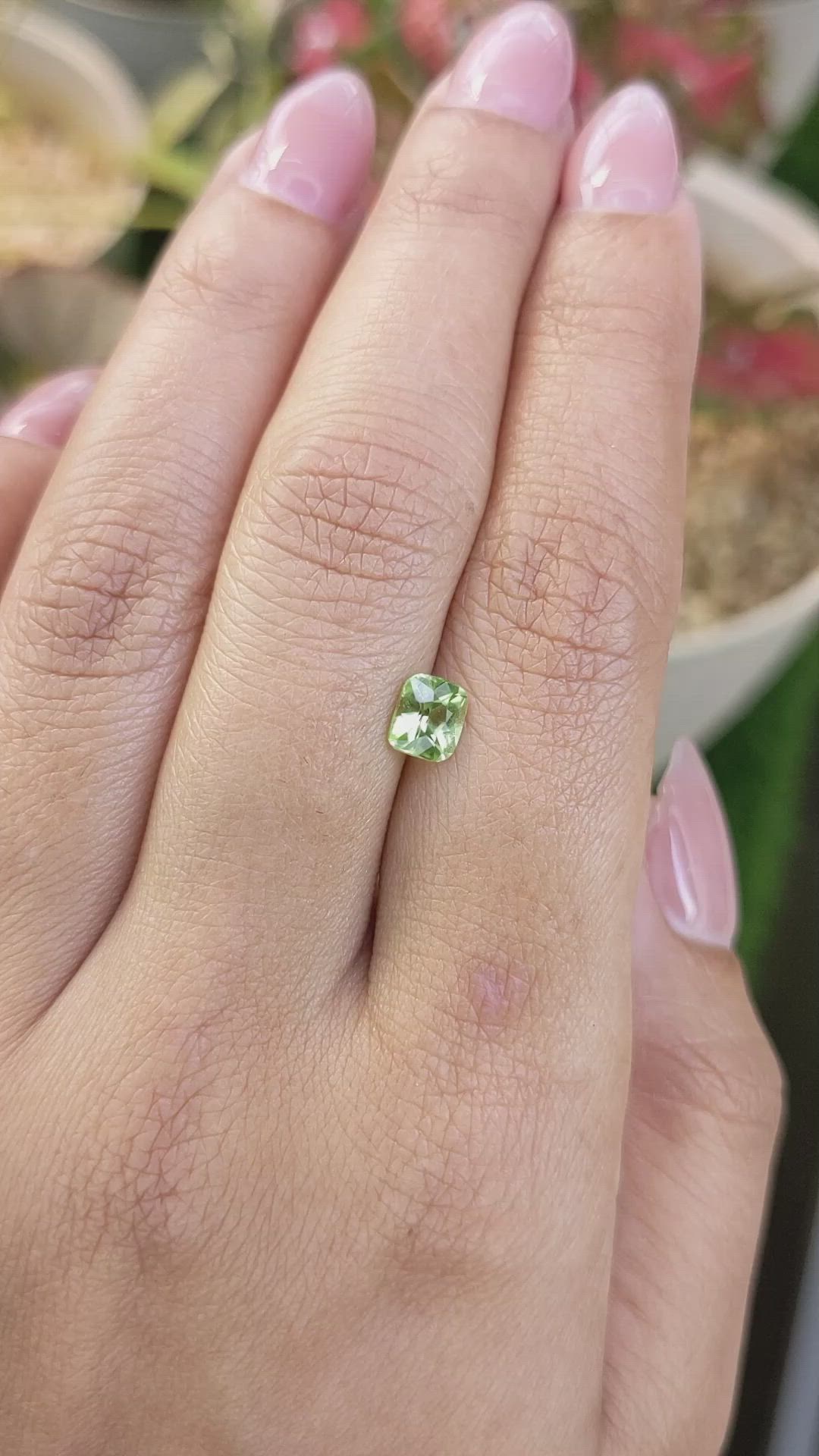 0.71 Ct. Green (Lime Green) Peridot from Pakistan Size Video