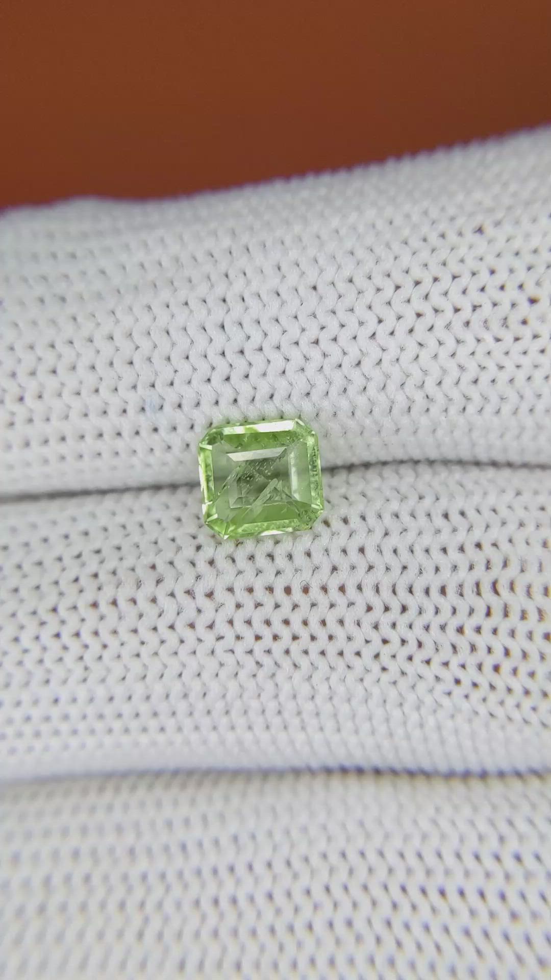 1.03 Ct. Yellowish Green Peridot from Pakistan Size Video