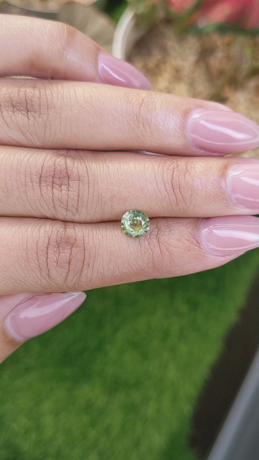 0.81 Ct. Green (Lime Green) Peridot from Pakistan Size Video