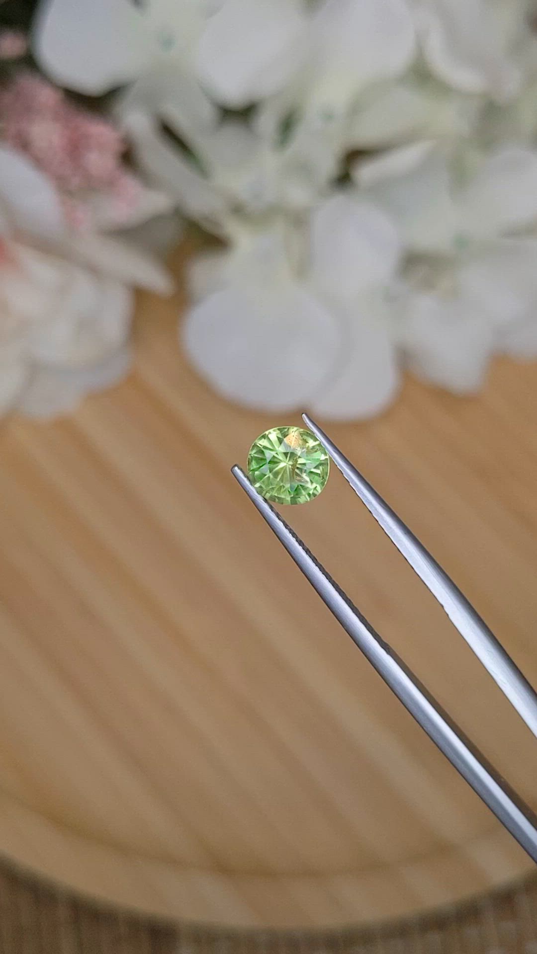1.07 Ct. Yellowish Green Peridot from Pakistan Size Video