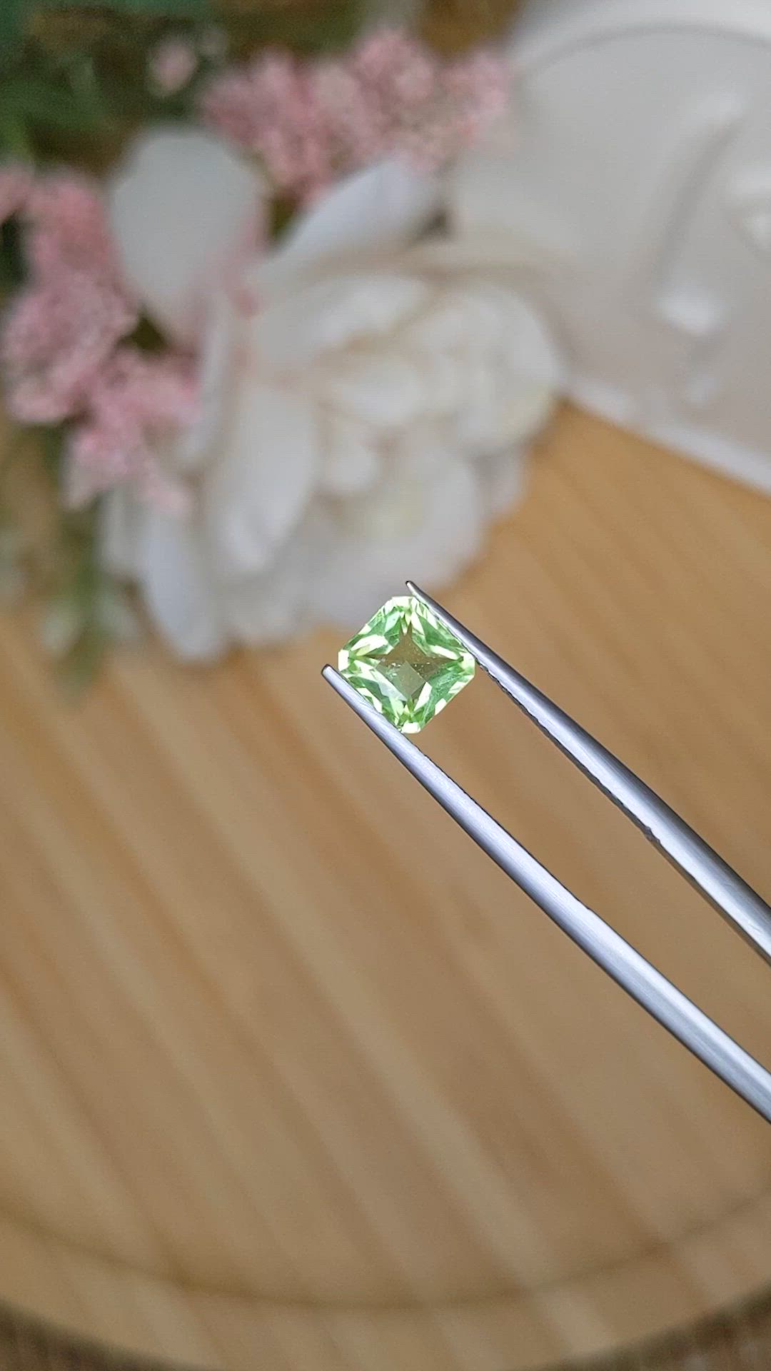 1.03 Ct. Yellowish Green Peridot from Pakistan Size Video