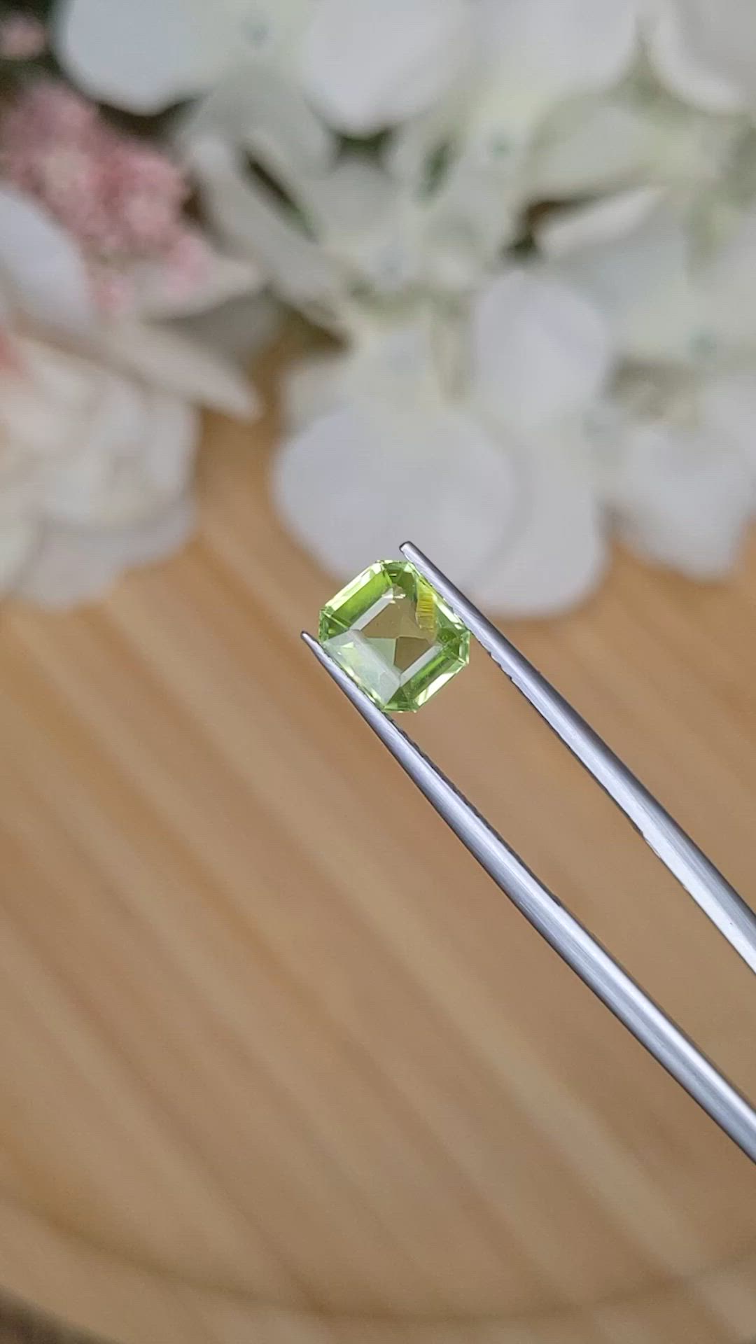 1.39 Ct. Yellowish Green Peridot from Pakistan Size Video