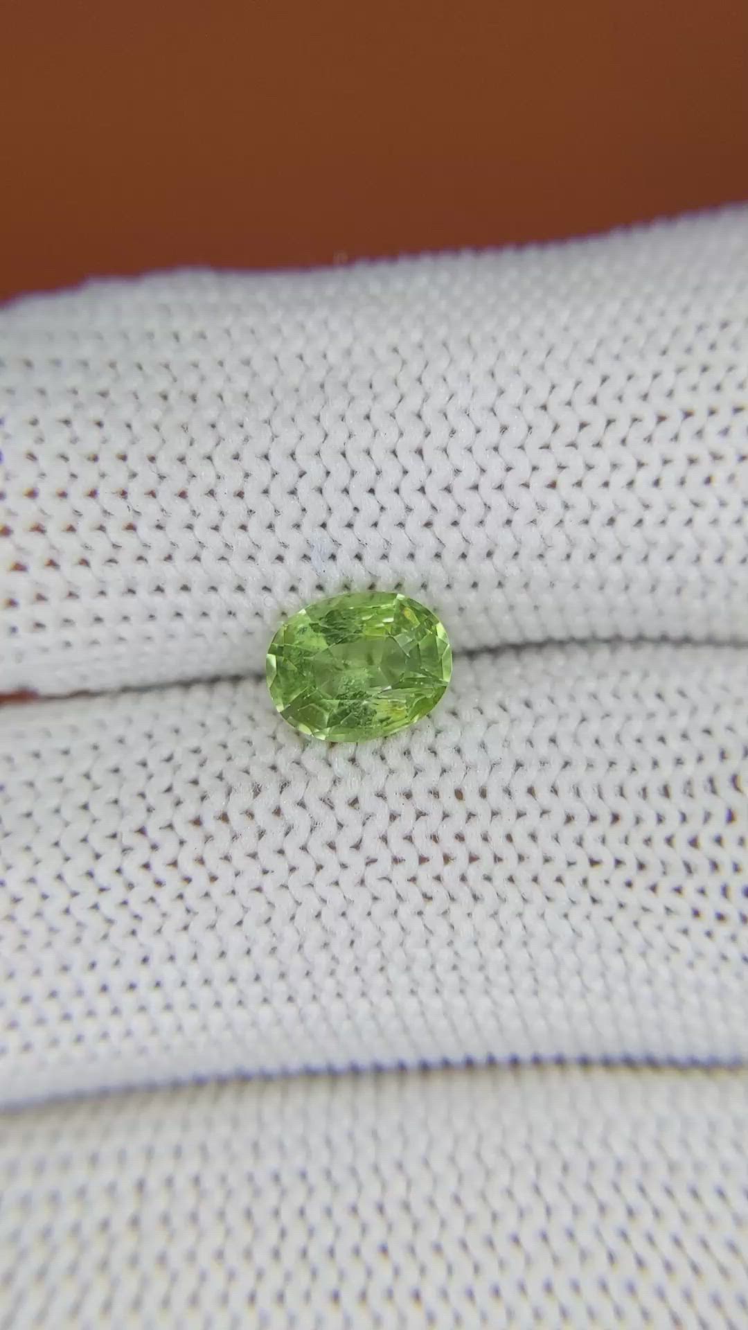 1.27 Ct. Yellowish Green Peridot from Pakistan Size Video