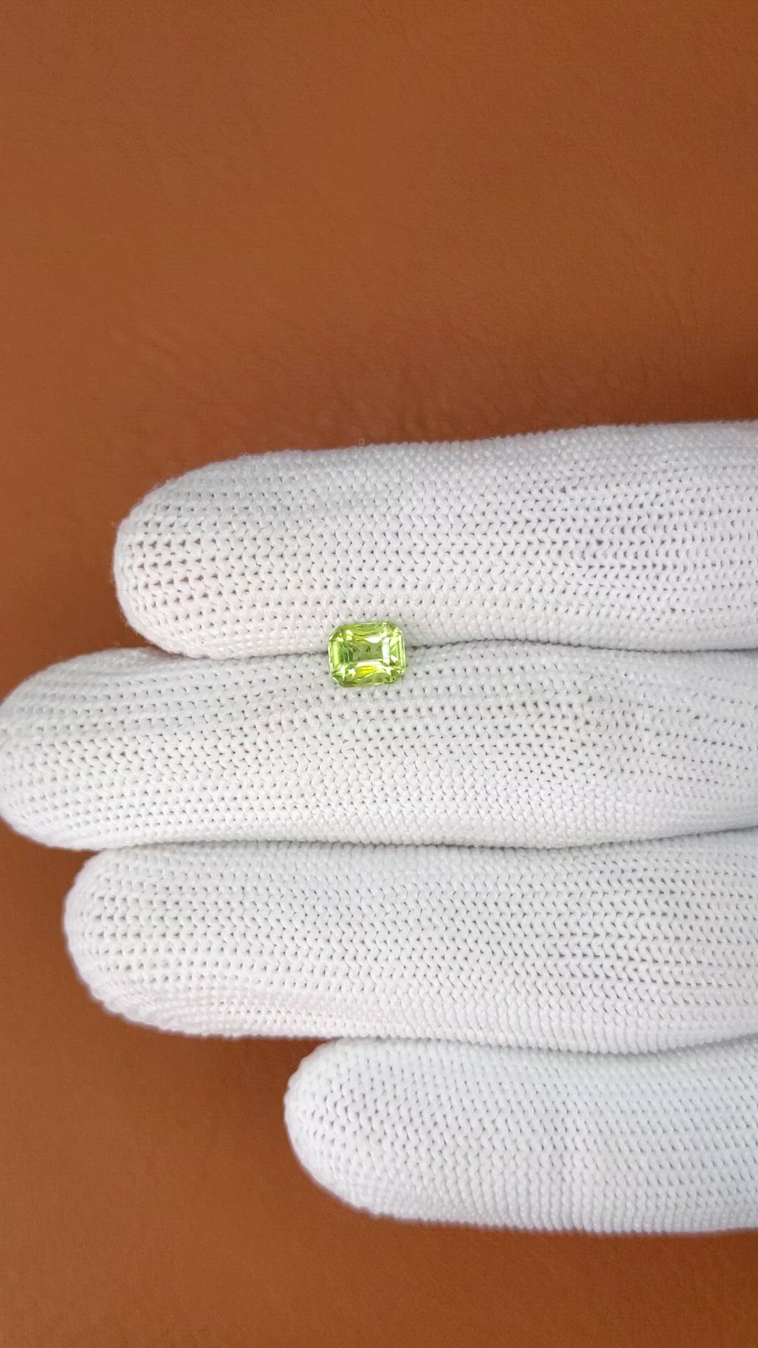 0.90 Ct. Yellowish Green Peridot from Pakistan Size Video