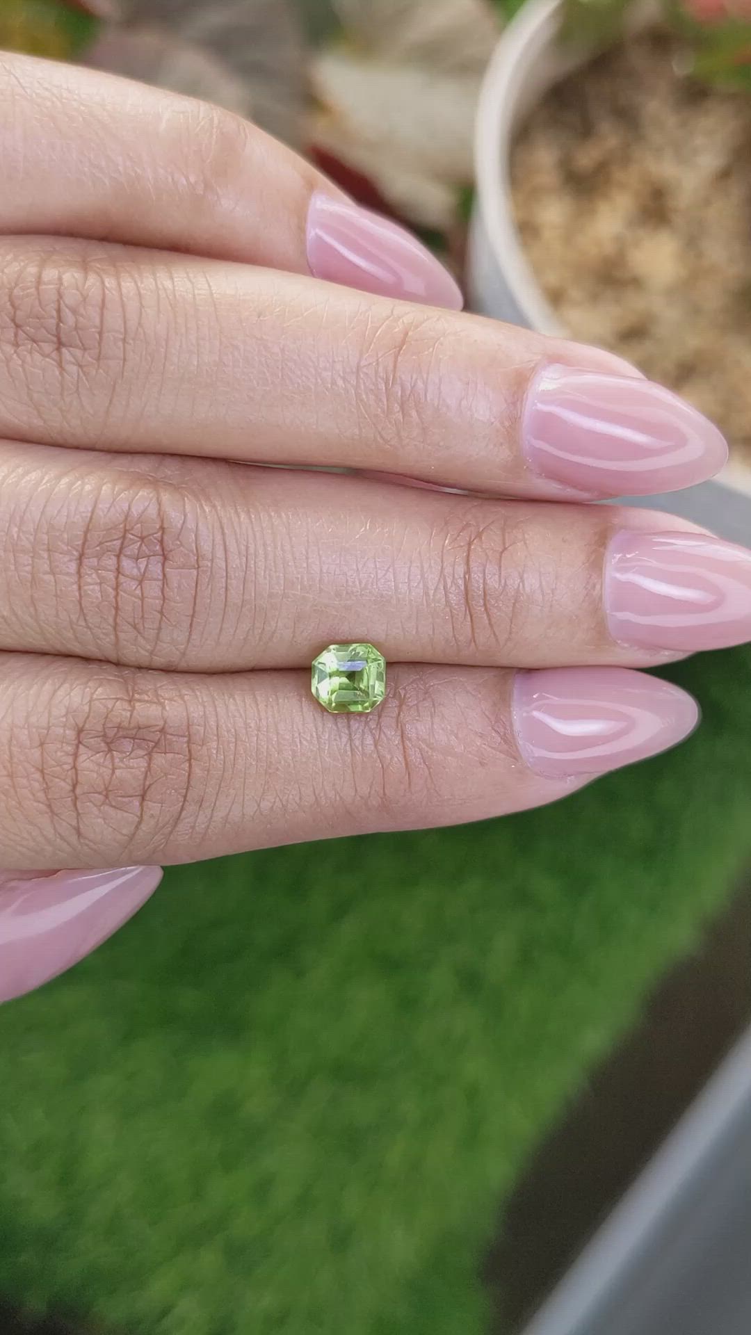 0.86 Ct. Yellowish Green Peridot from Pakistan Size Video