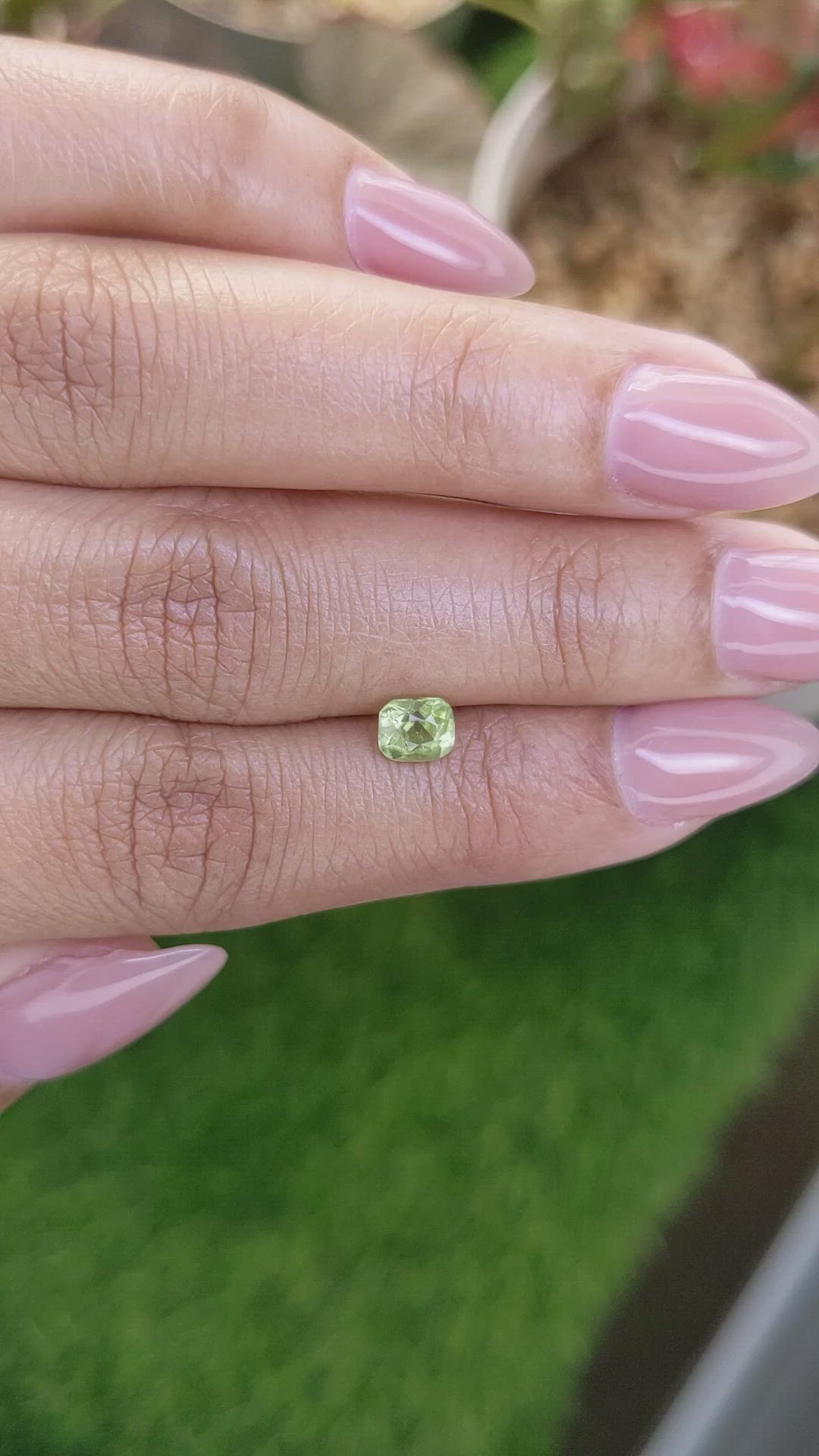 0.65 Ct. Yellowish Green Peridot from Pakistan Size Video