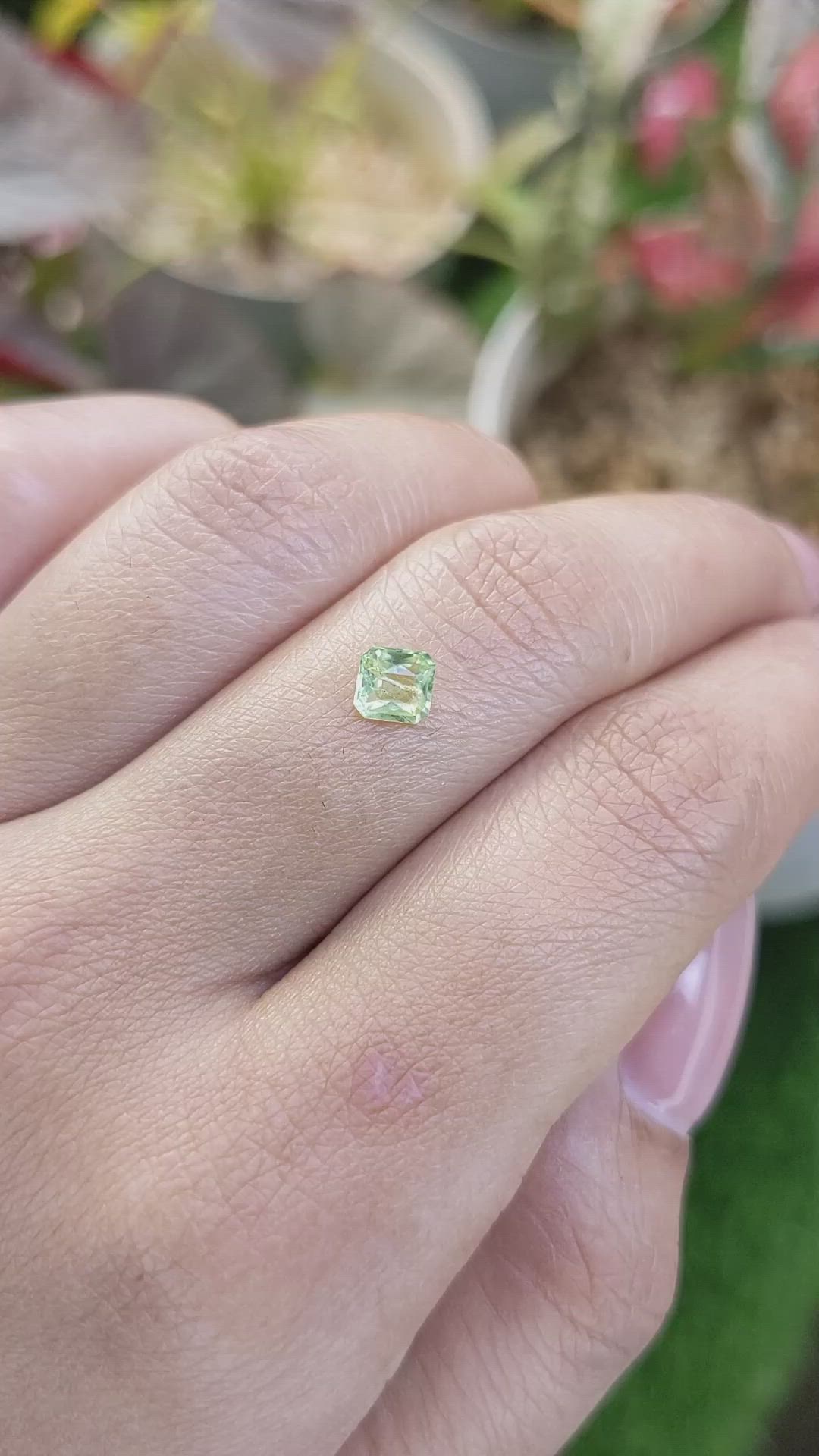 0.49 Ct. Yellowish Green Peridot from Pakistan Size Video