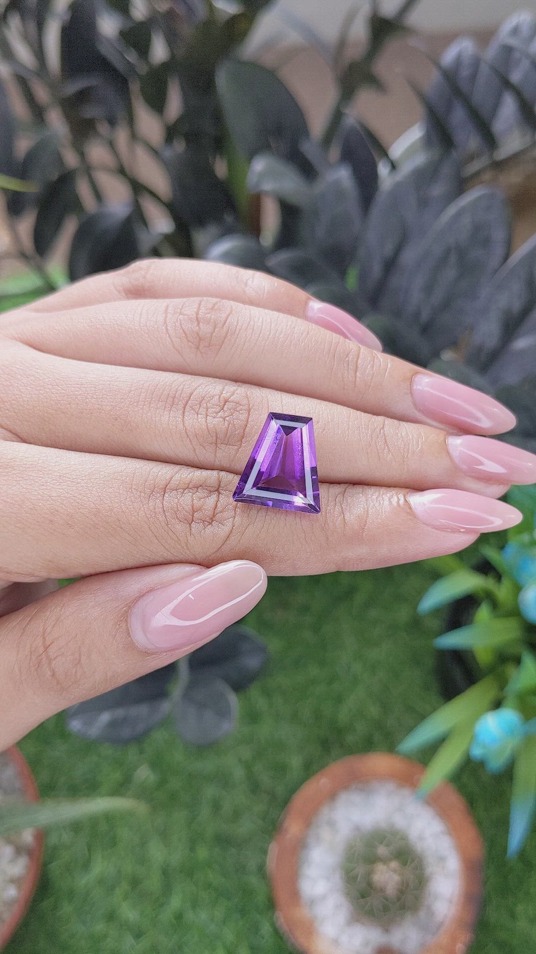 6.65 Ct. Purple Amethyst from Ceylon (Sri Lanka) Size Video