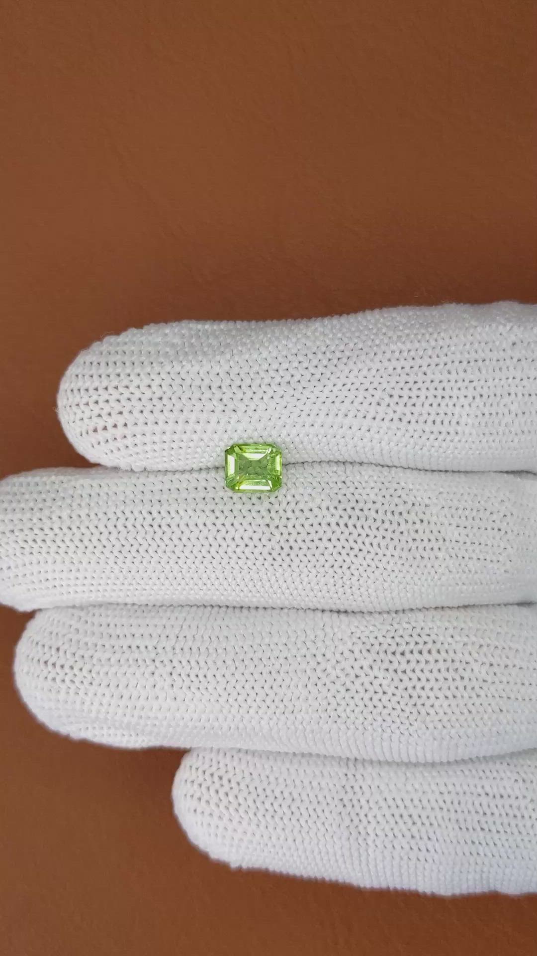 1.01 Ct. Yellowish Green Peridot from Pakistan Size Video