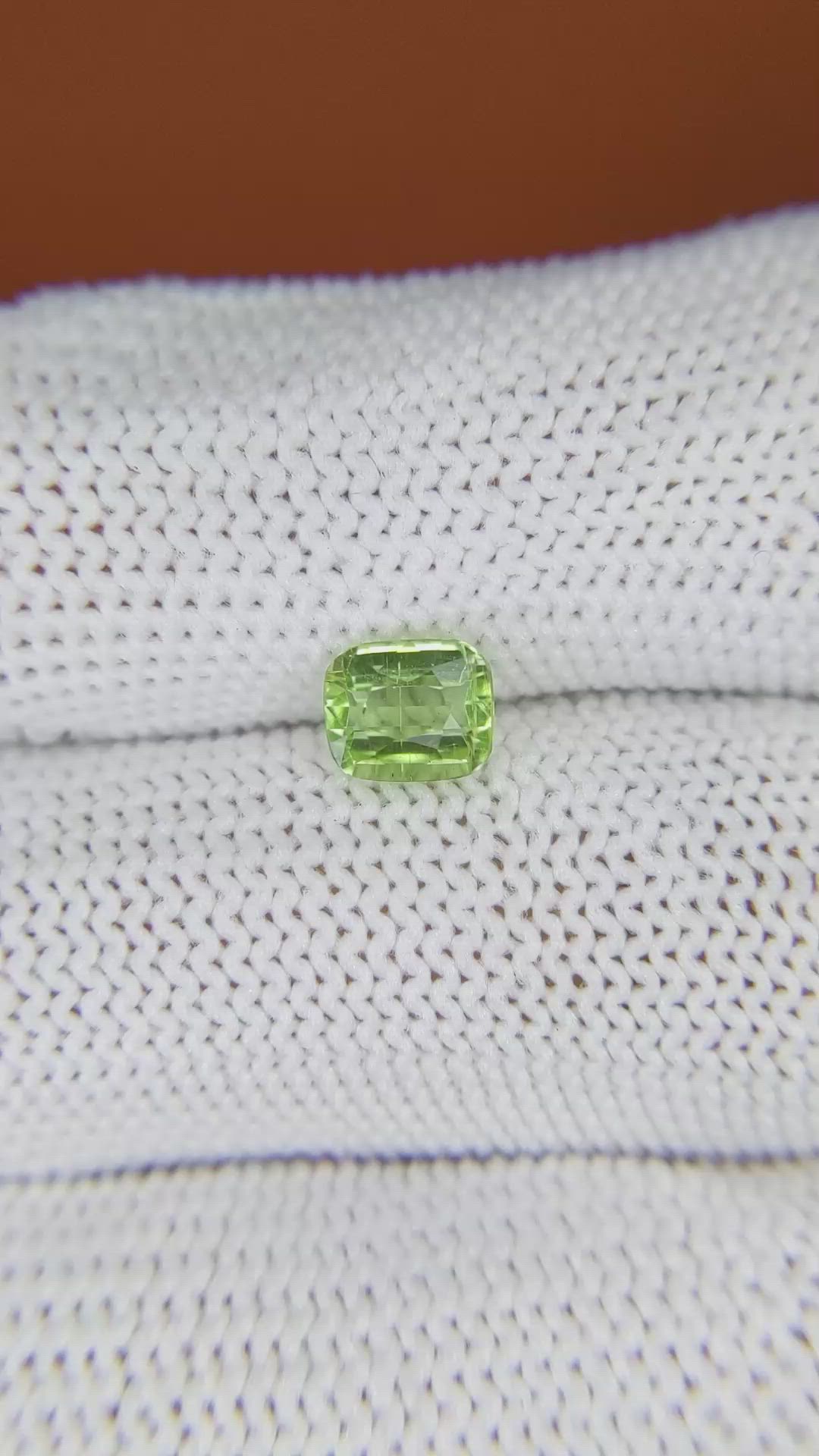 0.89 Ct. Yellowish Green Peridot from Pakistan Size Video