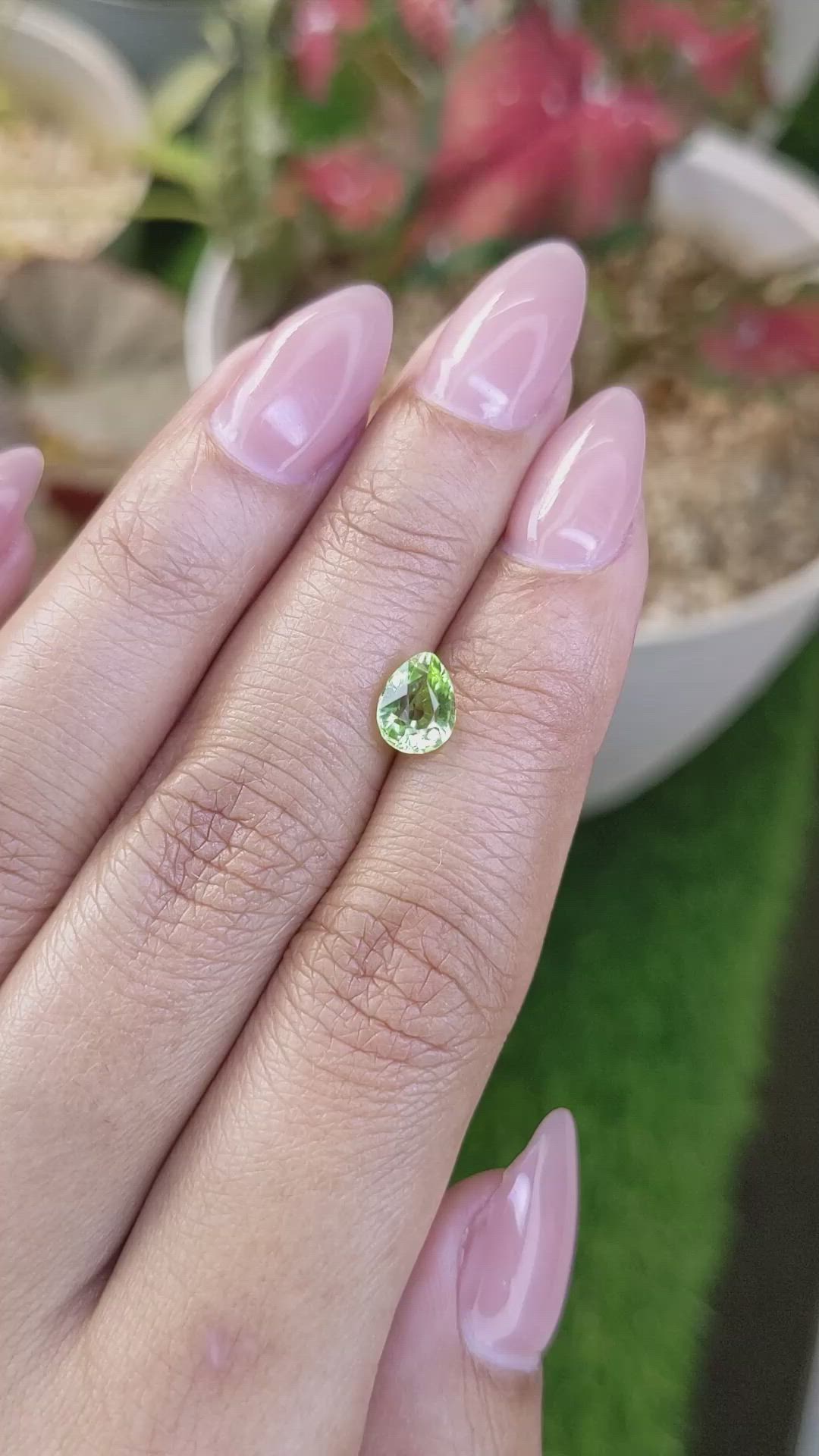 1.15 Ct. Yellowish Green Peridot from Pakistan Size Video