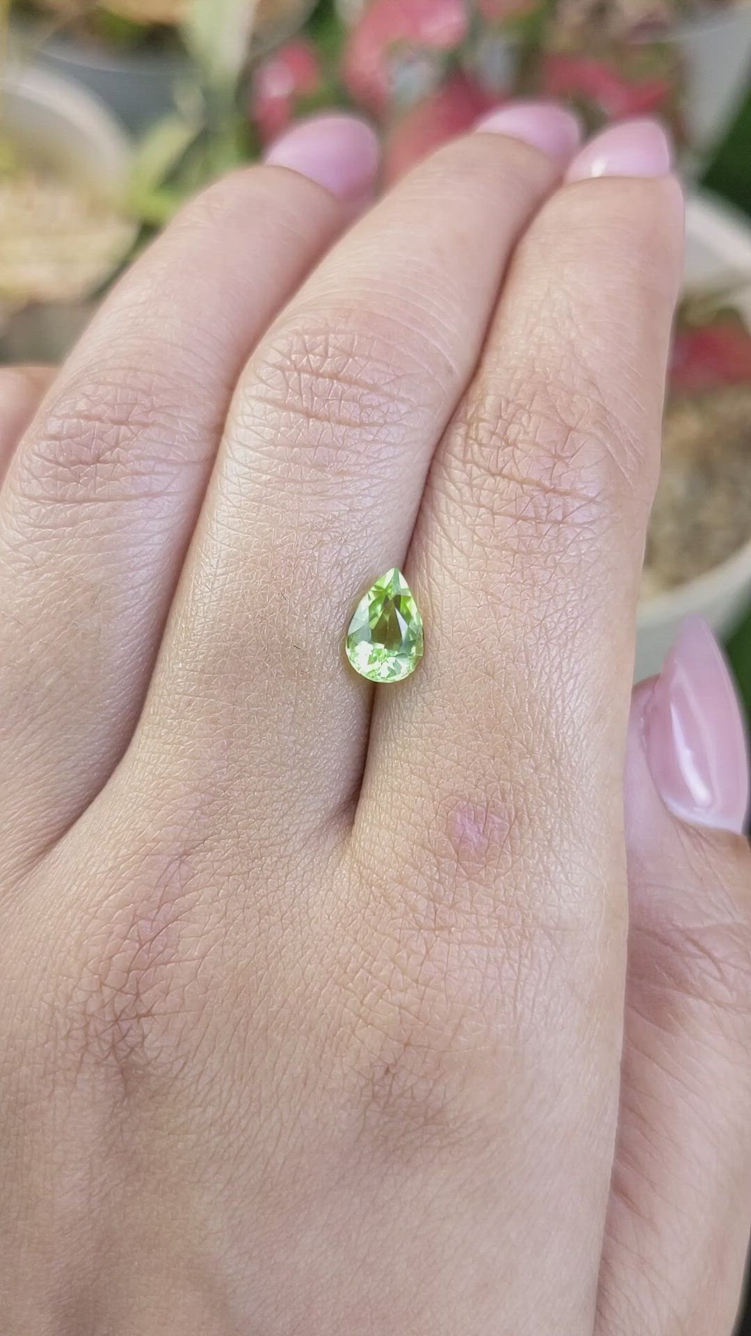 1.12 Ct. Yellowish Green Peridot from Pakistan Size Video