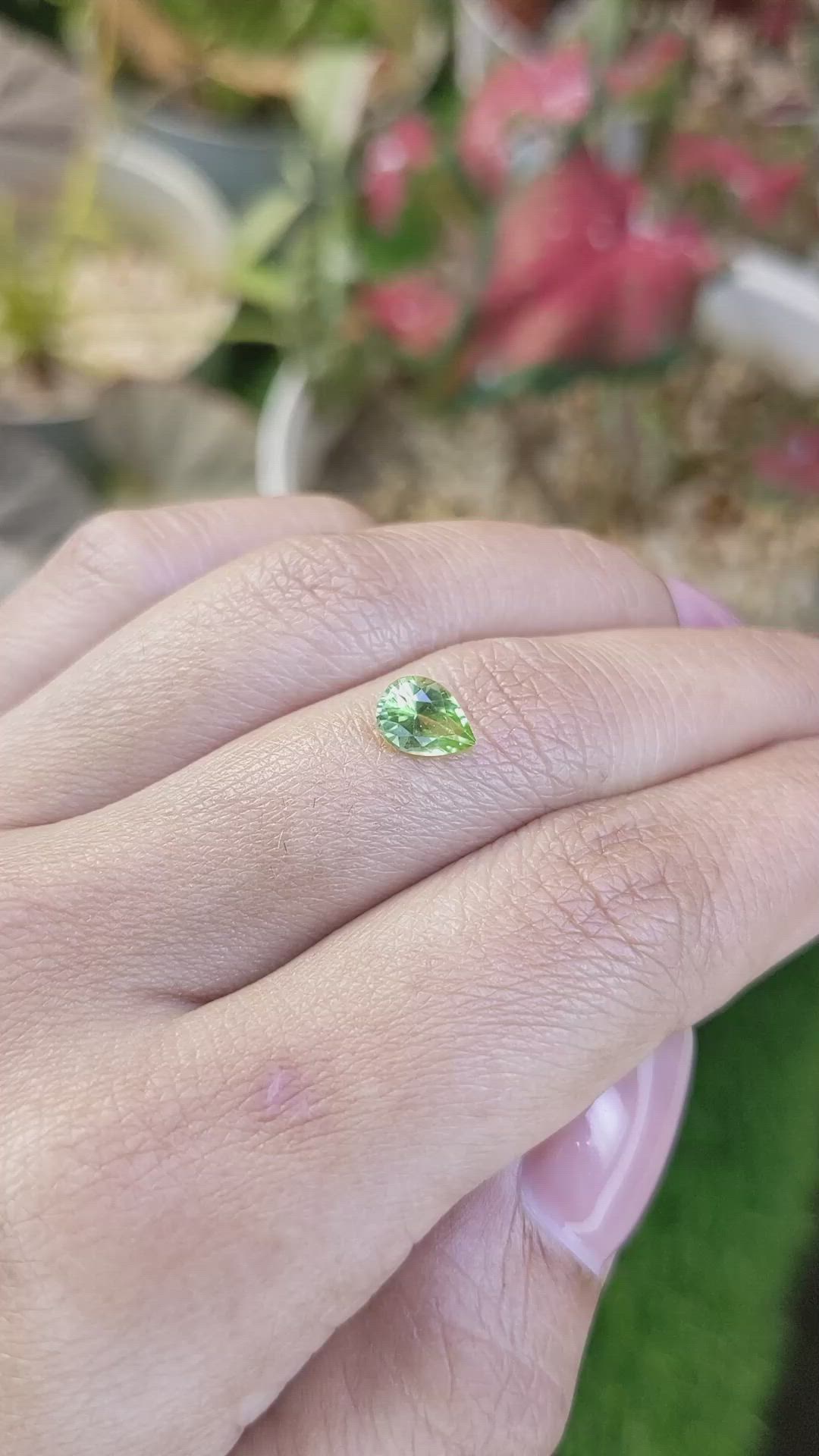 0.95 Ct. Yellowish Green Peridot from Pakistan Size Video